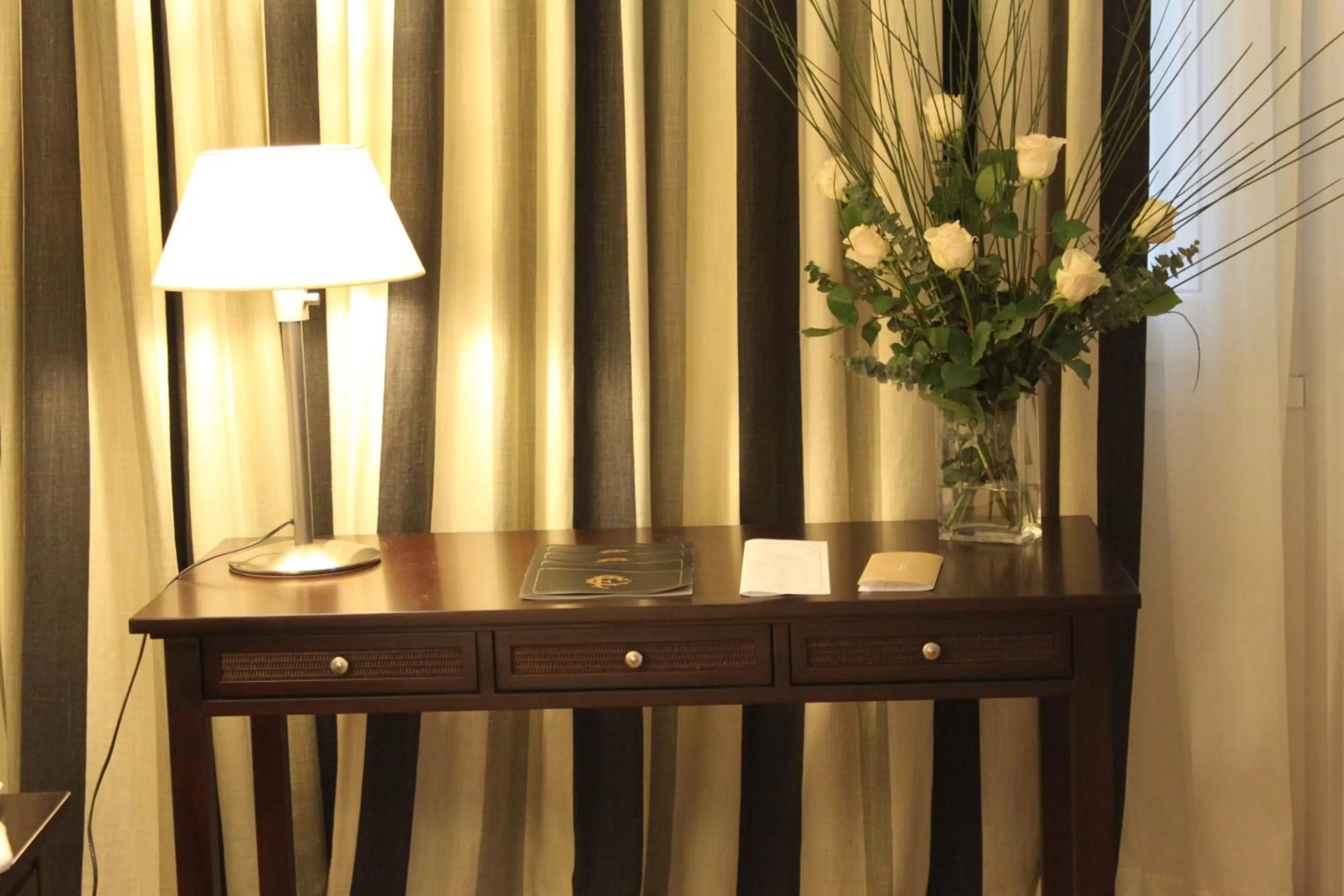 Seating area in Hotel Club Frances