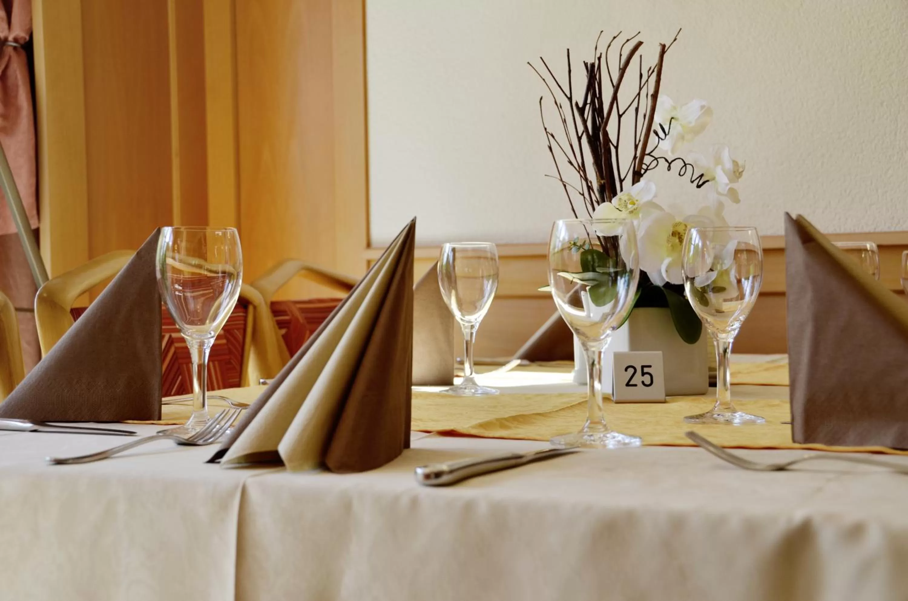 Restaurant/places to eat in Hotel Gasthof Am Forsthof