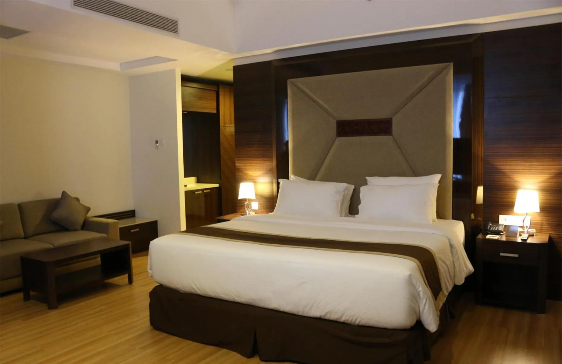 Decorative detail, Bed in Java Palace Hotel