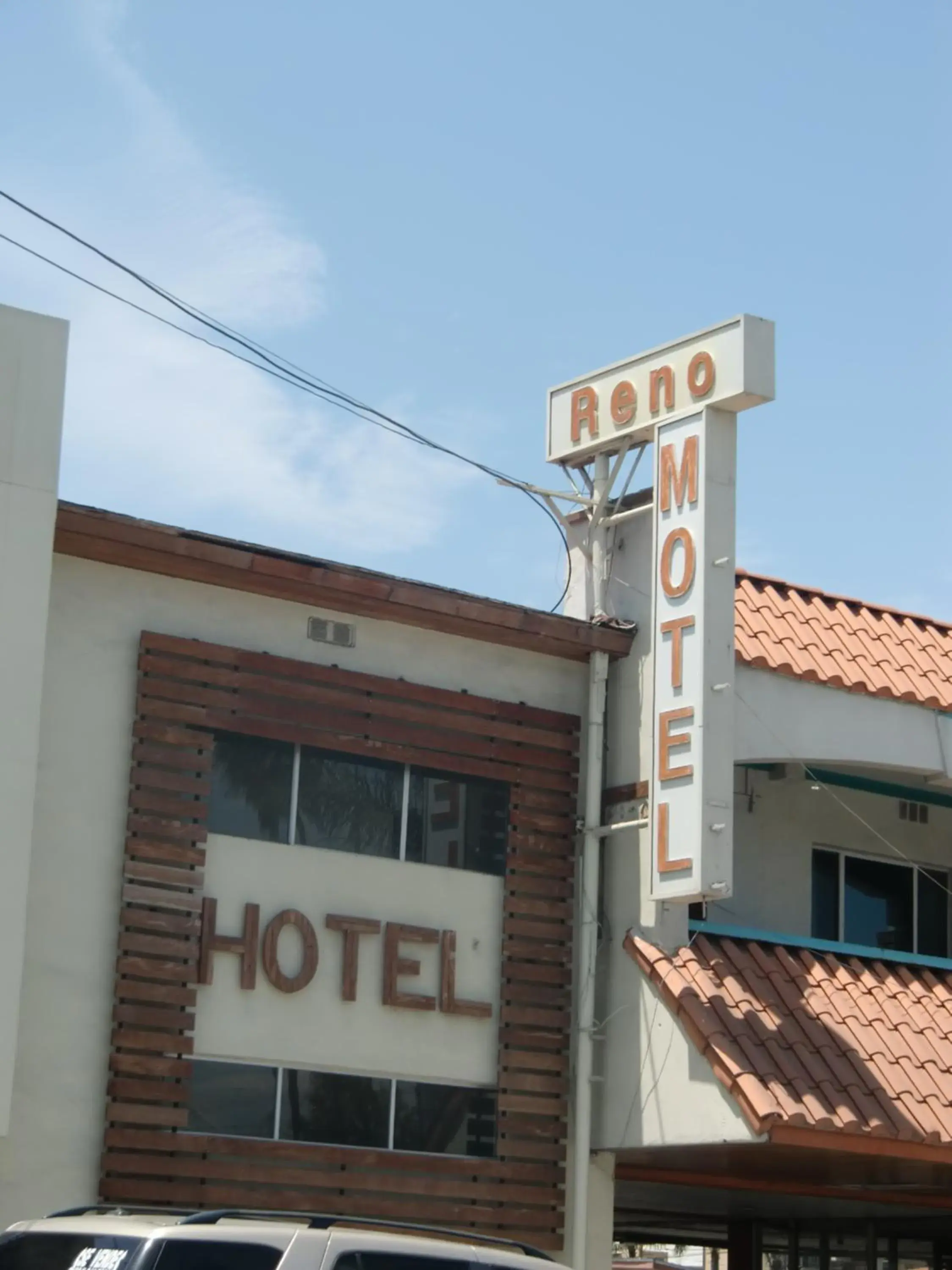 Property building, Property Logo/Sign in Motel Reno