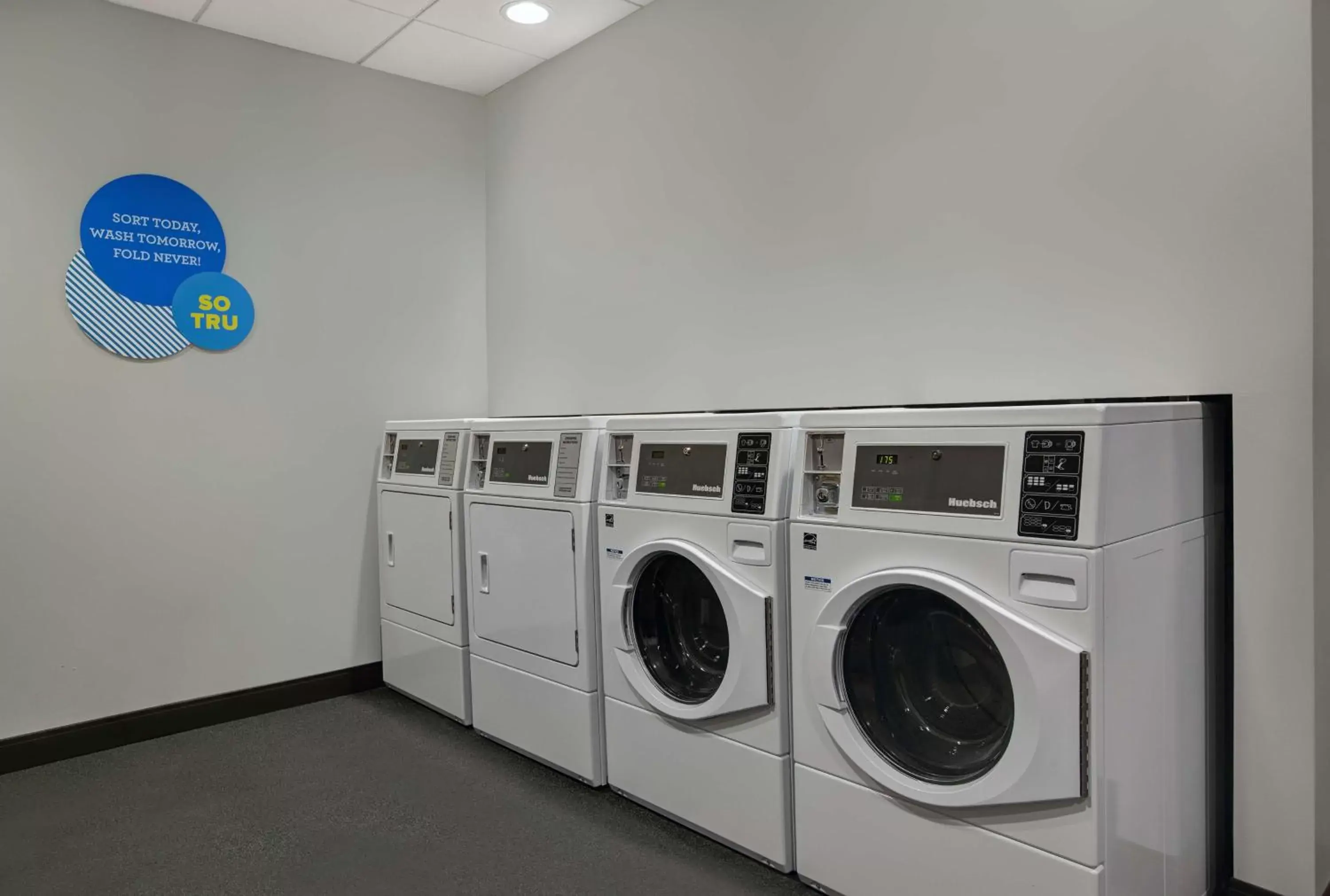 Property building in Home2 Suites By Hilton Milwaukee Downtown Property building in Home2 Suites By Hilton Milwaukee Downtown