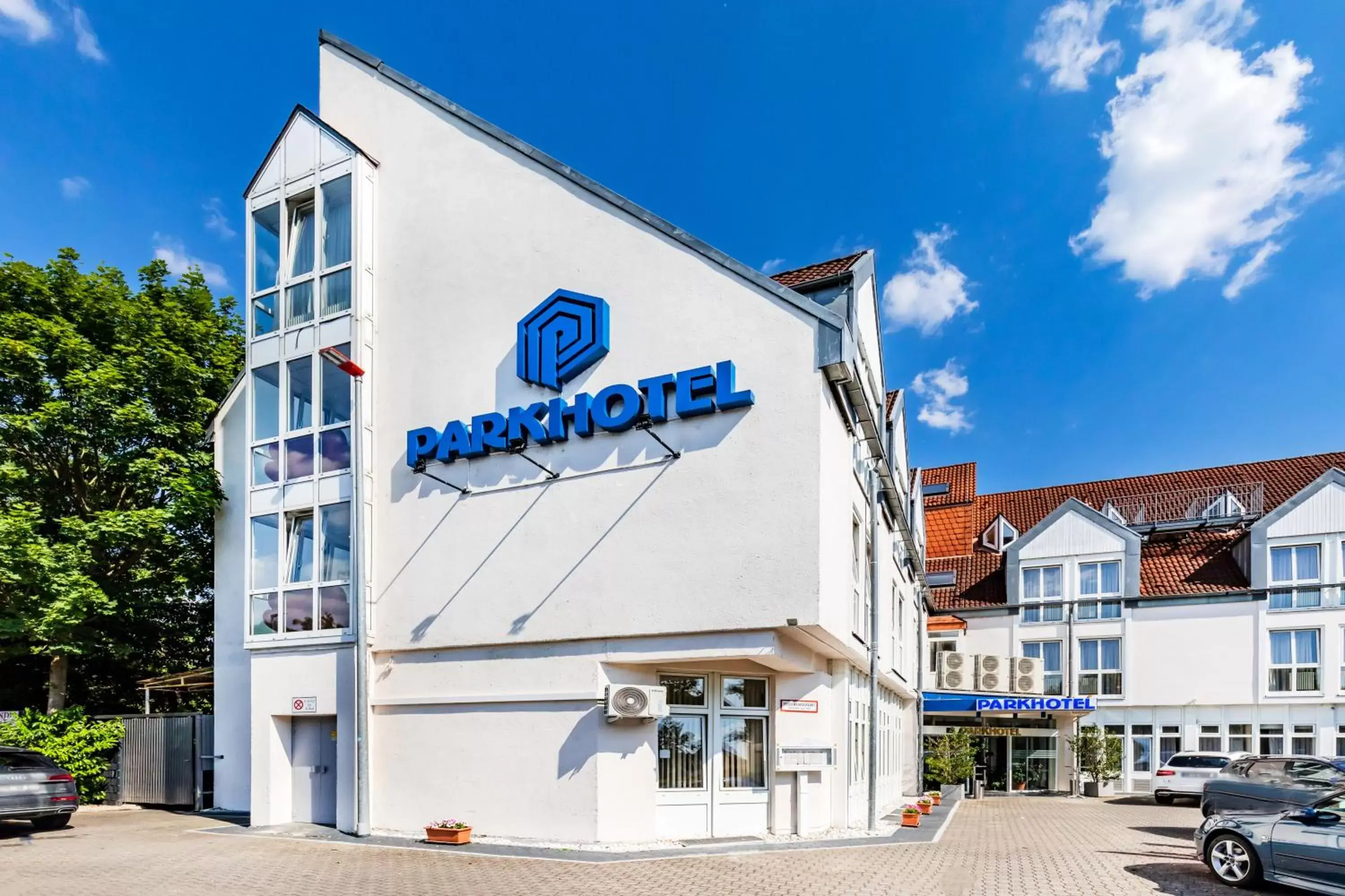 Property Building in Parkhotel Frankfurt Airport