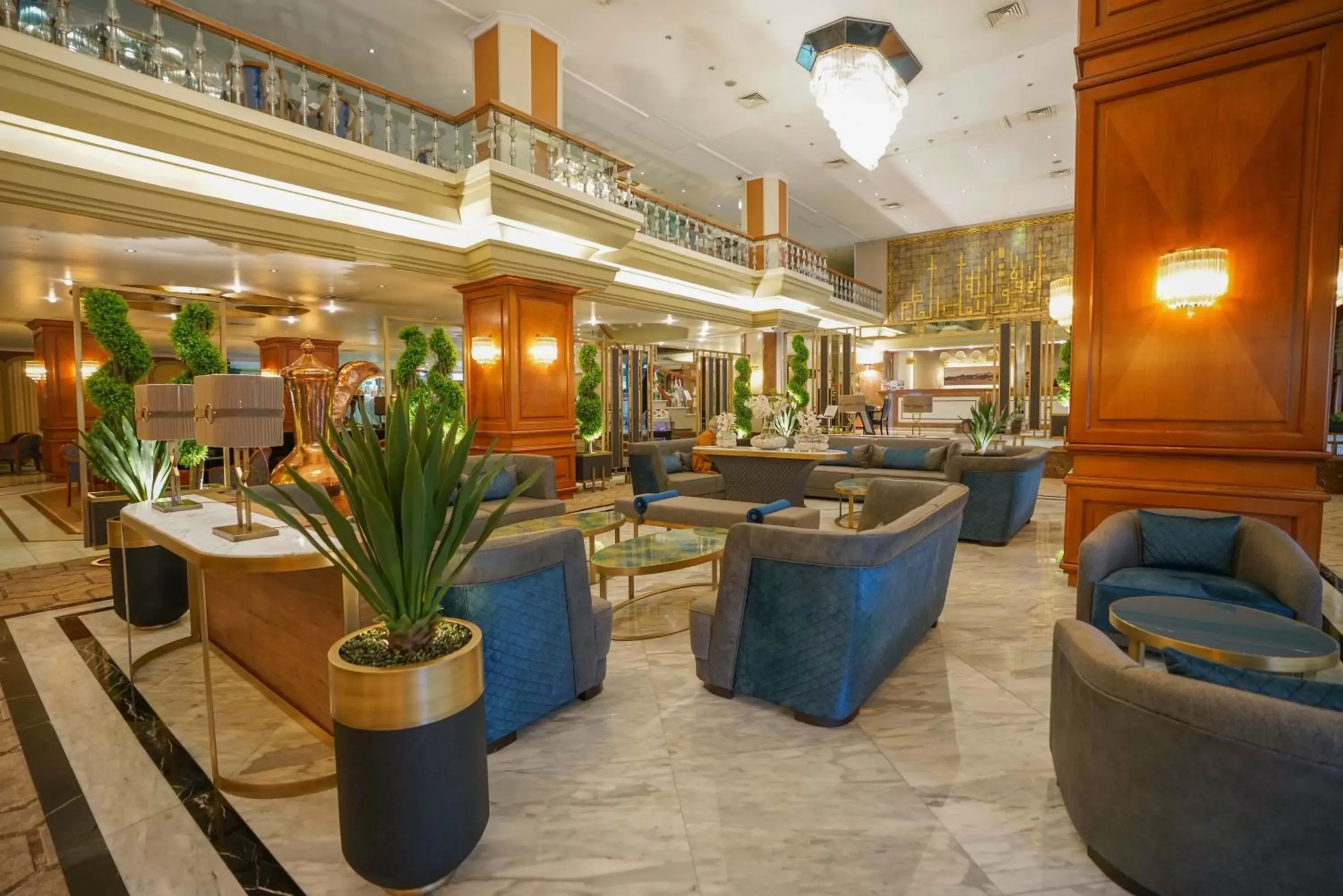 Patio, Lounge/Bar in Akgun Istanbul Hotel