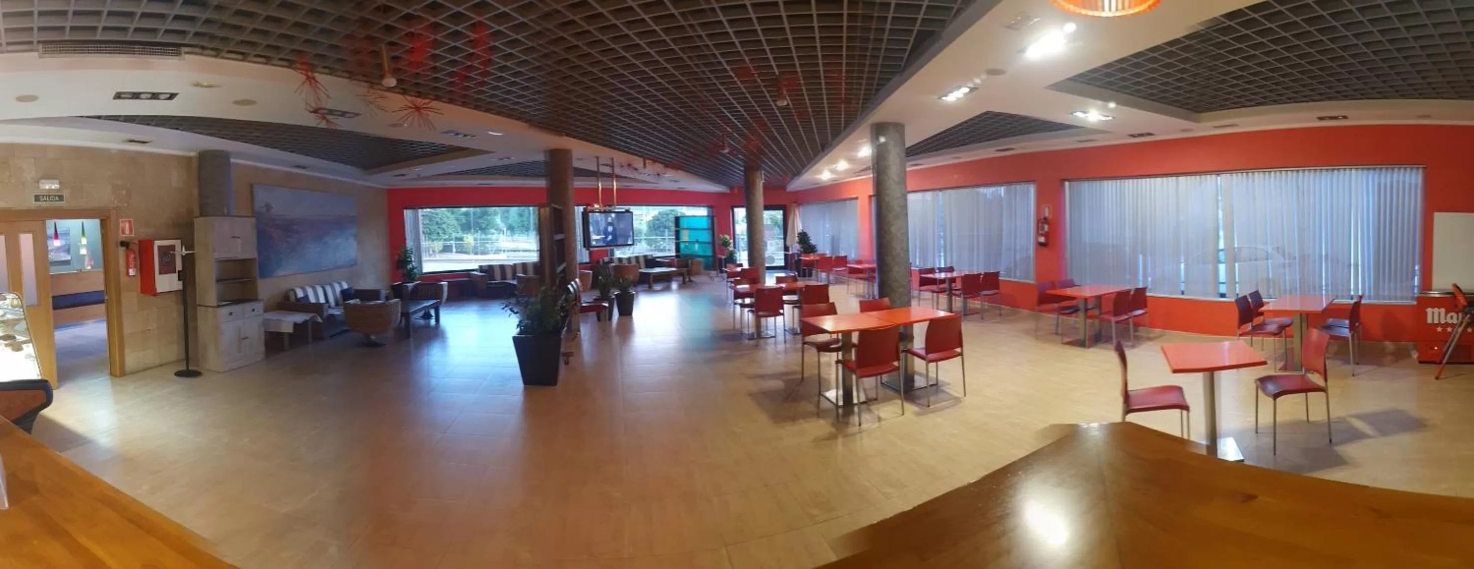 Breakfast in Nou Avenida