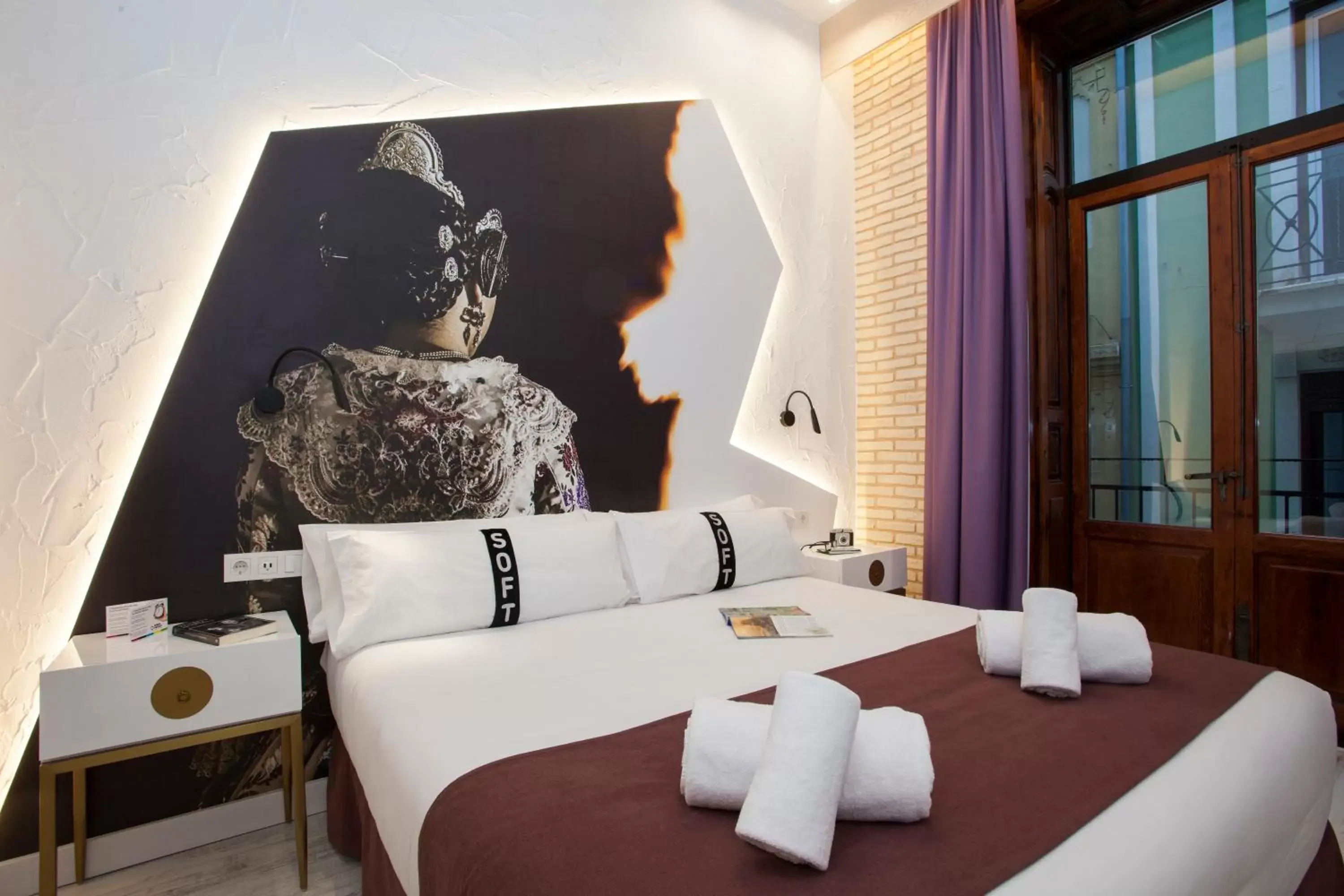 Photo of the whole room, Bed in Casual Socarrat Valencia - Adults Only