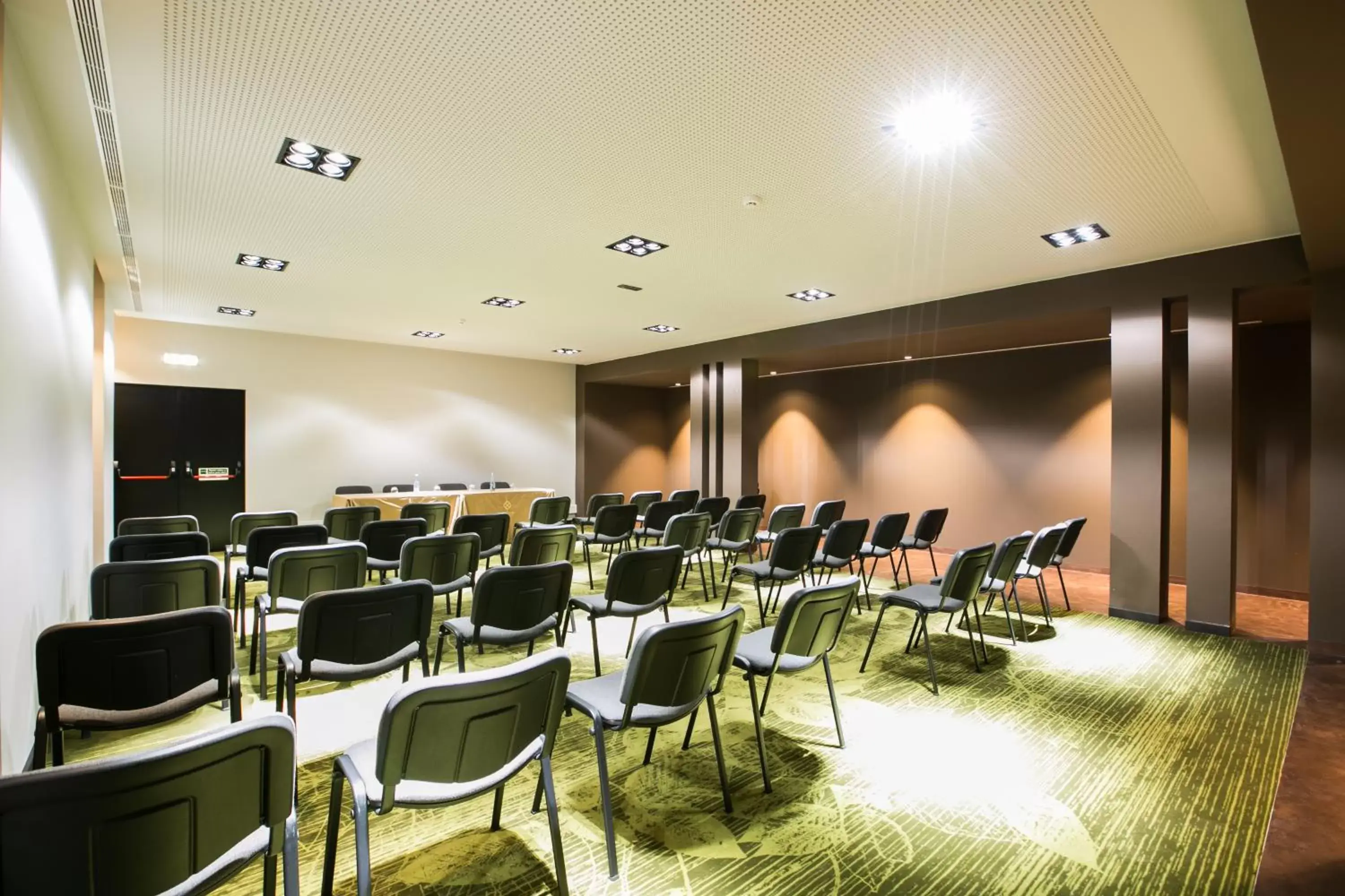 Meeting/conference room in Vale d'Azenha Hotel Rural & Residences