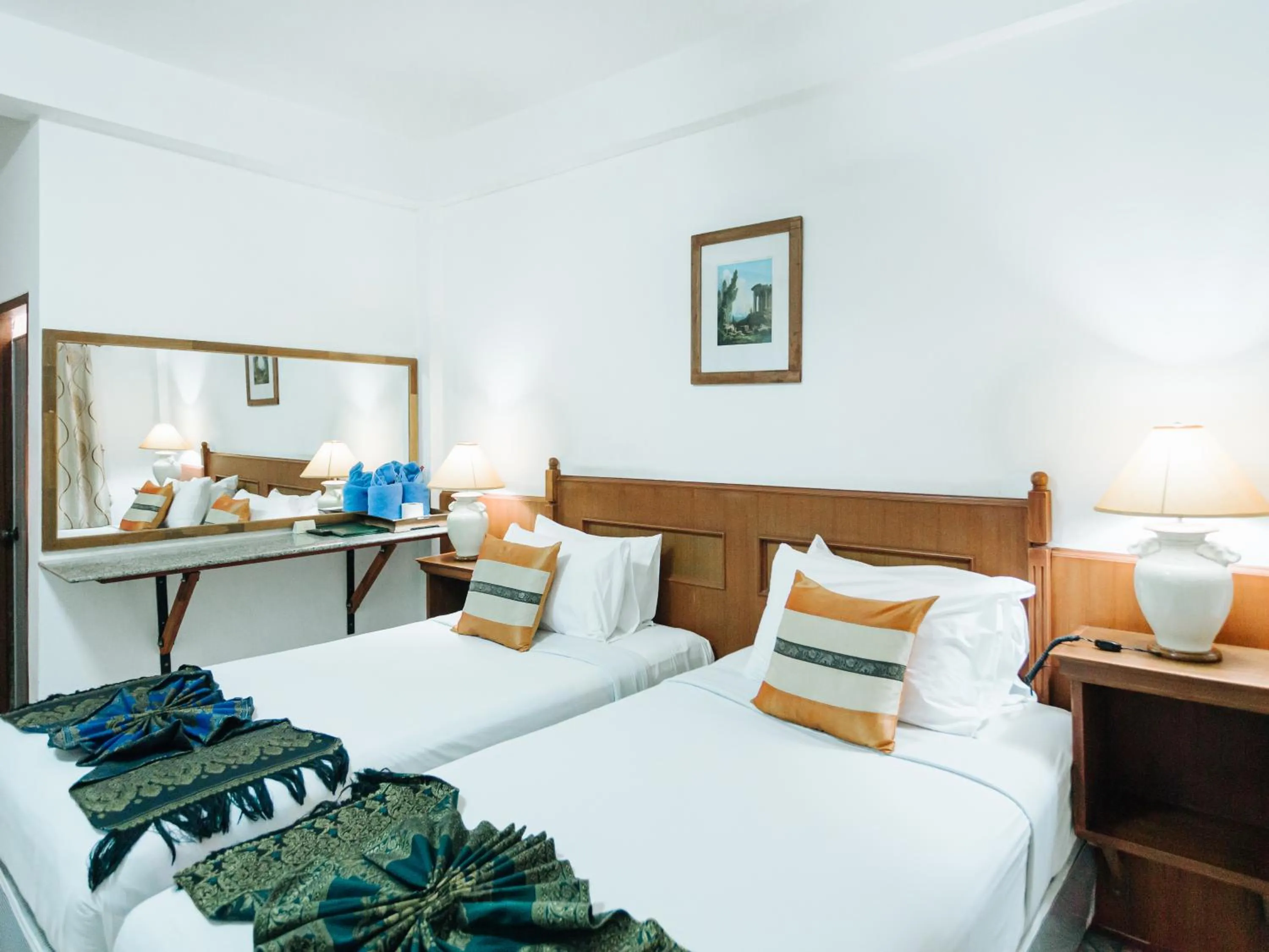 Bed in Rendezvous Oldtown Chiangmai