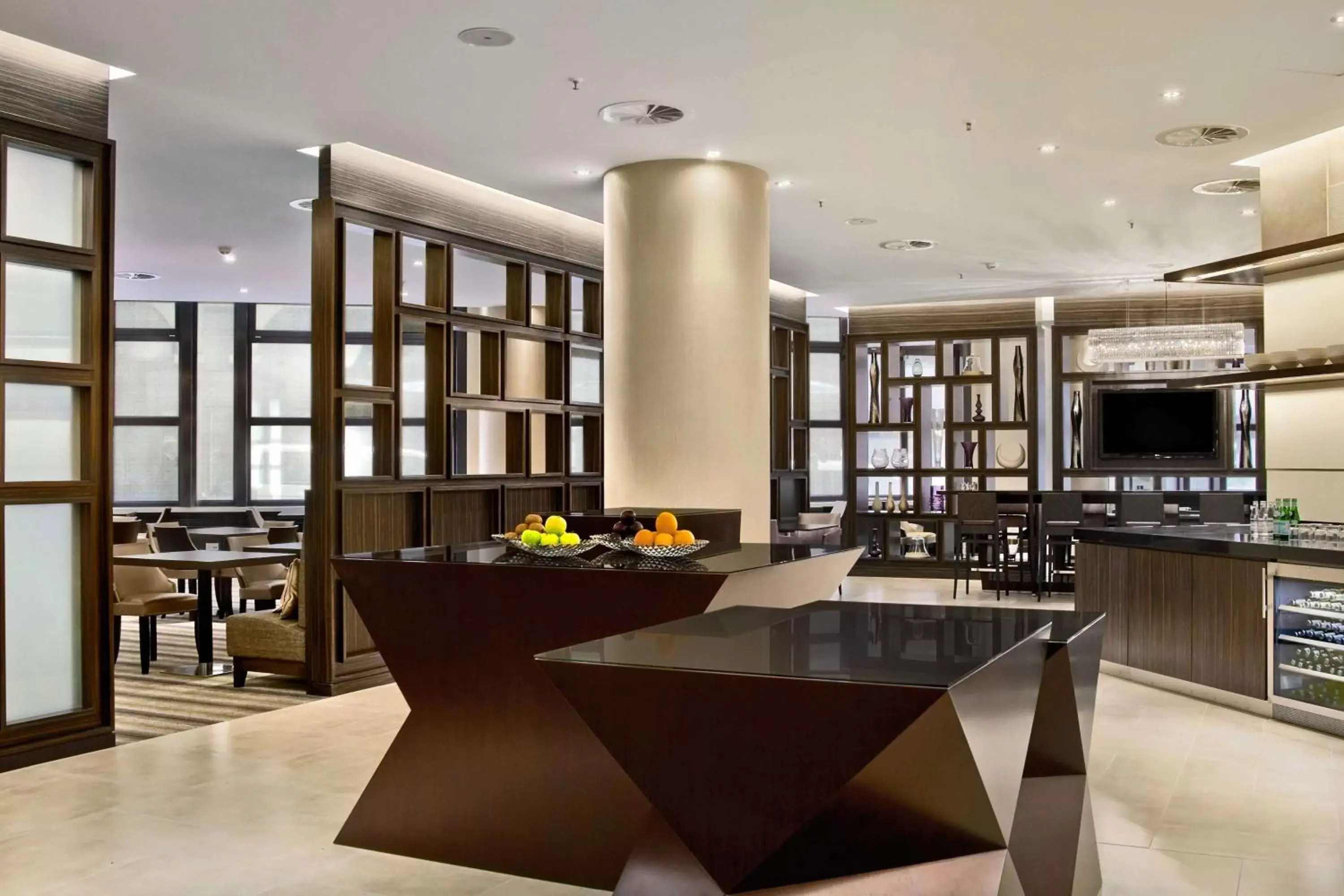 Property building, Restaurant/Places to Eat in Hilton Berlin
