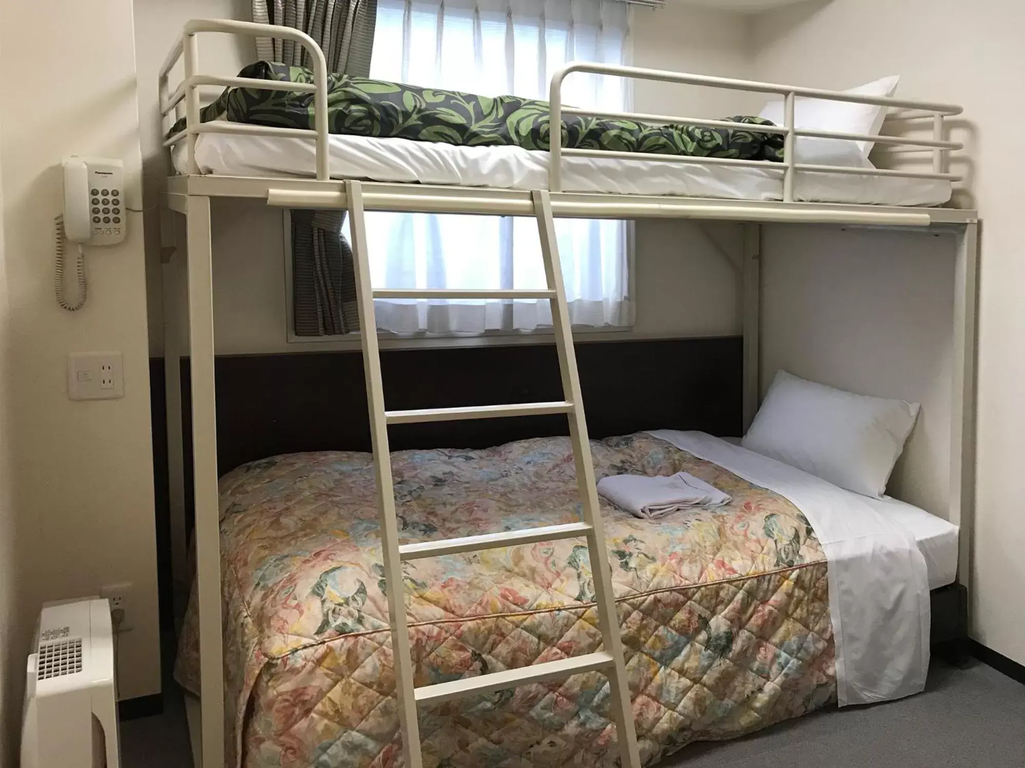 Bunk Bed in Osaka Academia