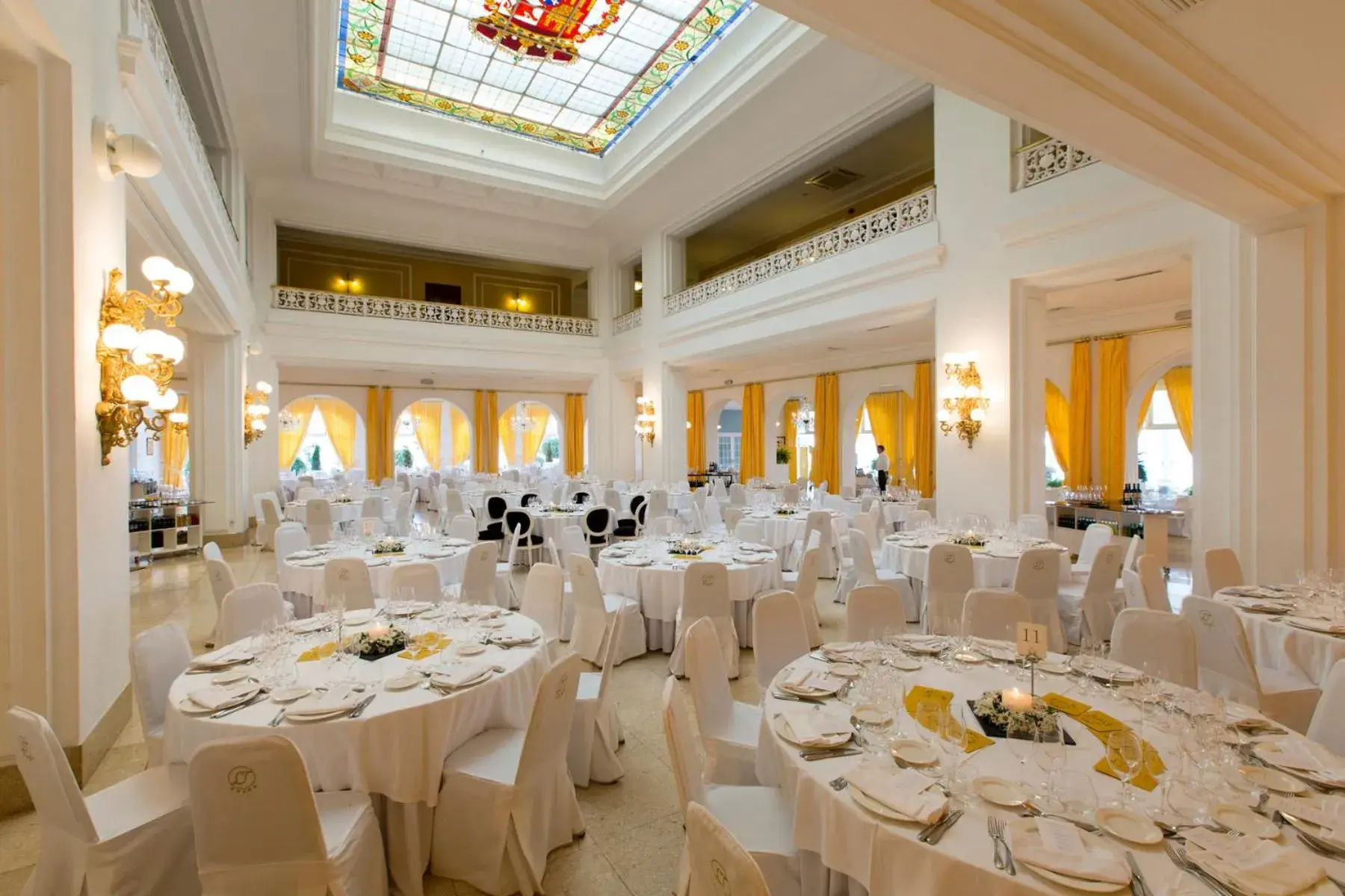 Meeting/conference room, Banquet Facilities in Eurostars Gran Hotel La Toja