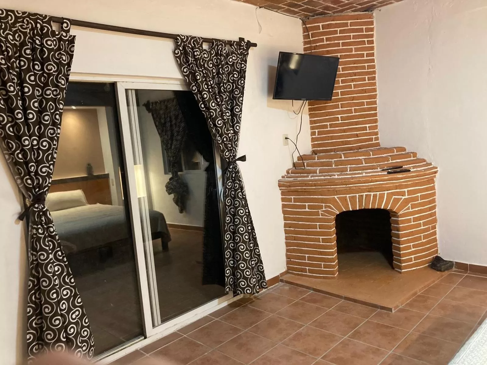 Bed in LU'UM Master Suites