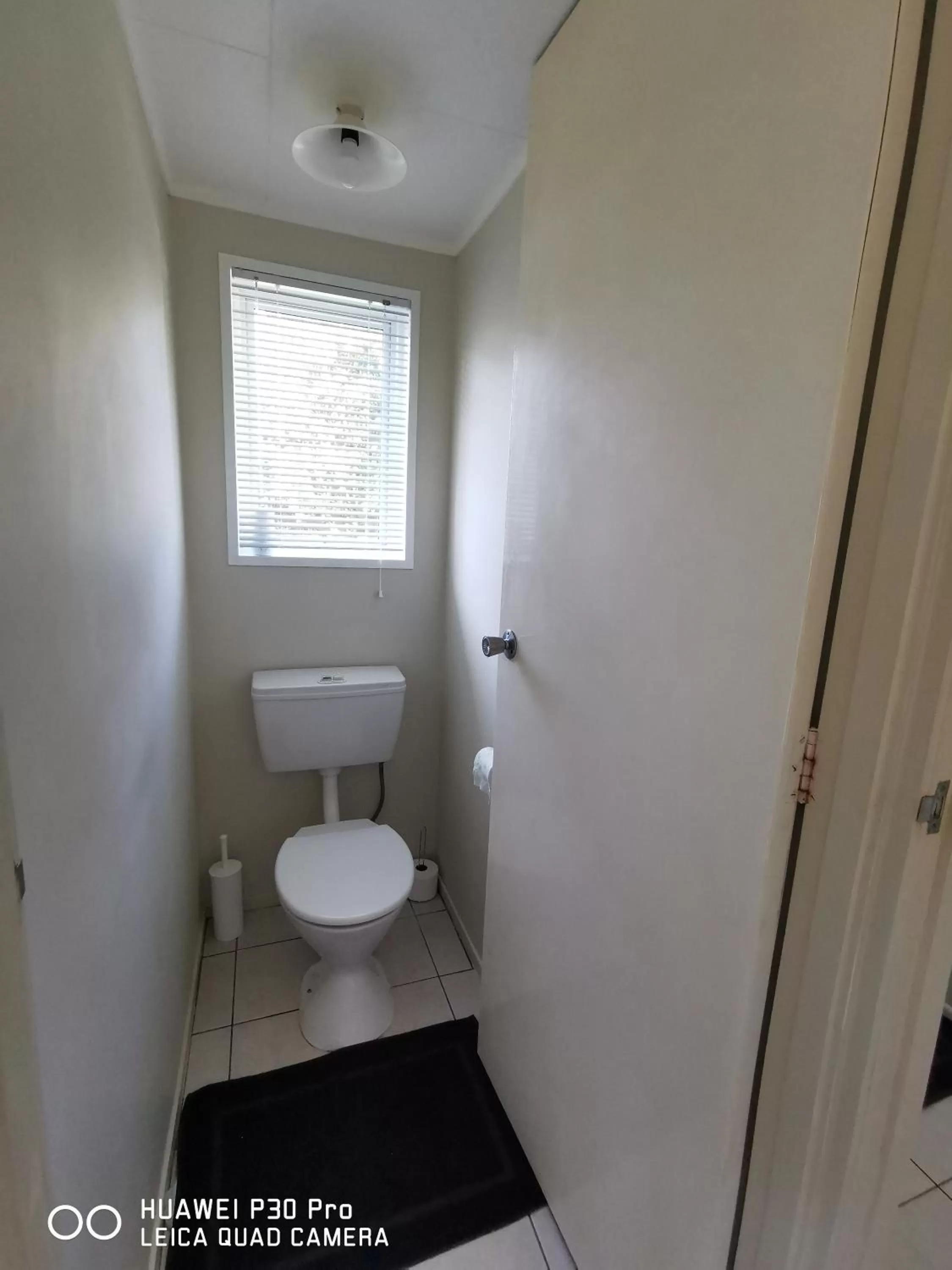 Toilet, Bathroom in On Tate
