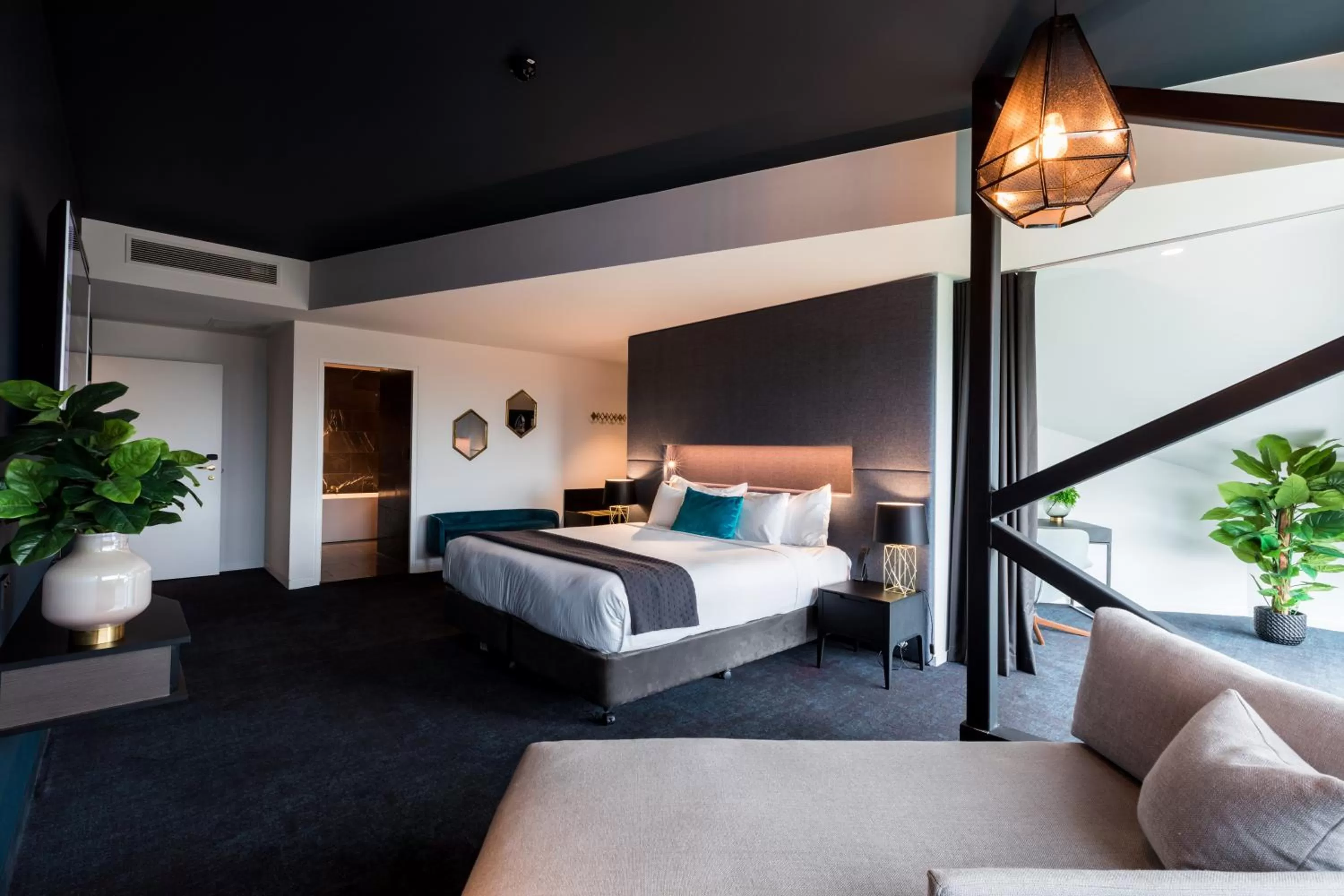 Bed in Eatons Hill Hotel