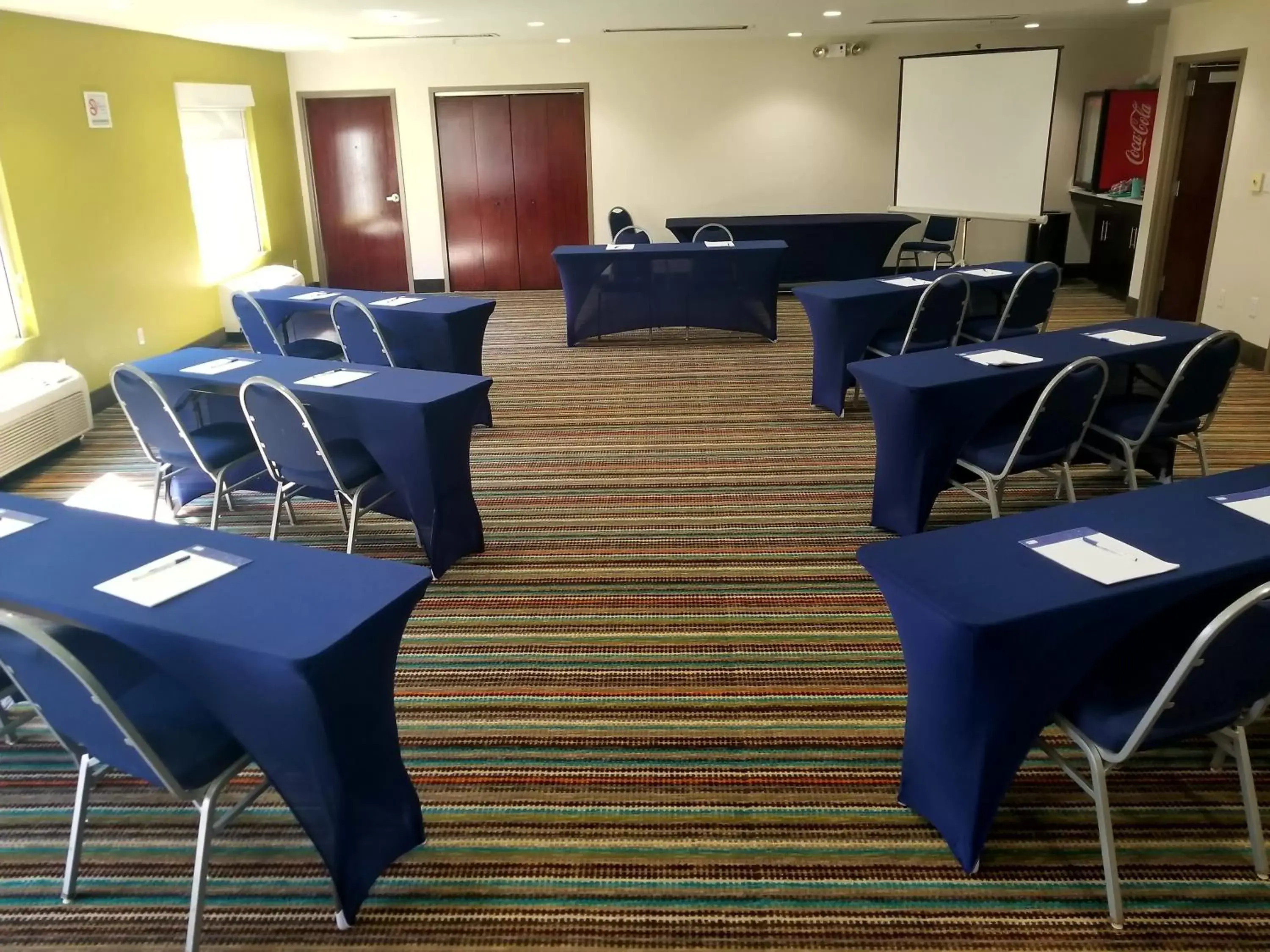 Meeting/conference room in Holiday Inn Express Hotel & Suites Mebane, an IHG Hotel