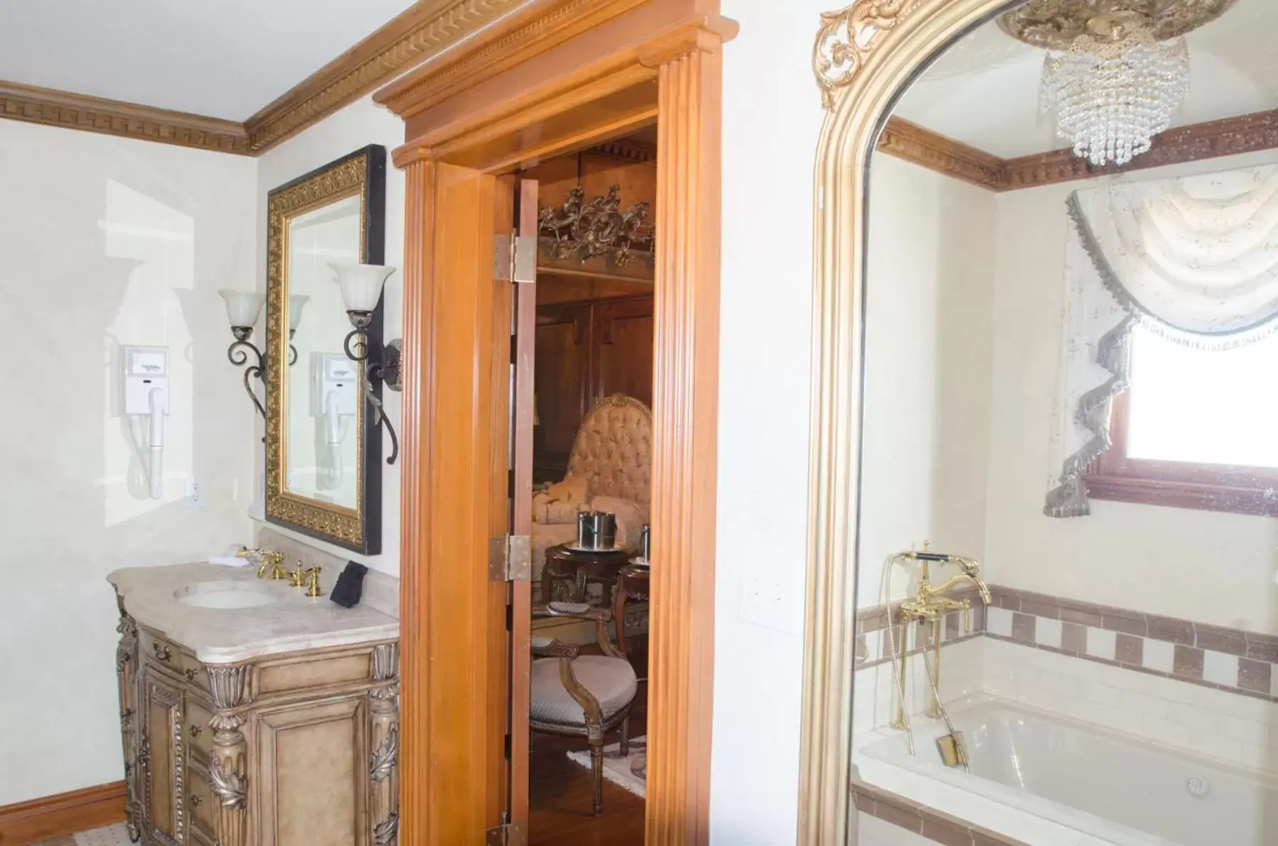 Bathroom in The Hotel Magnolia