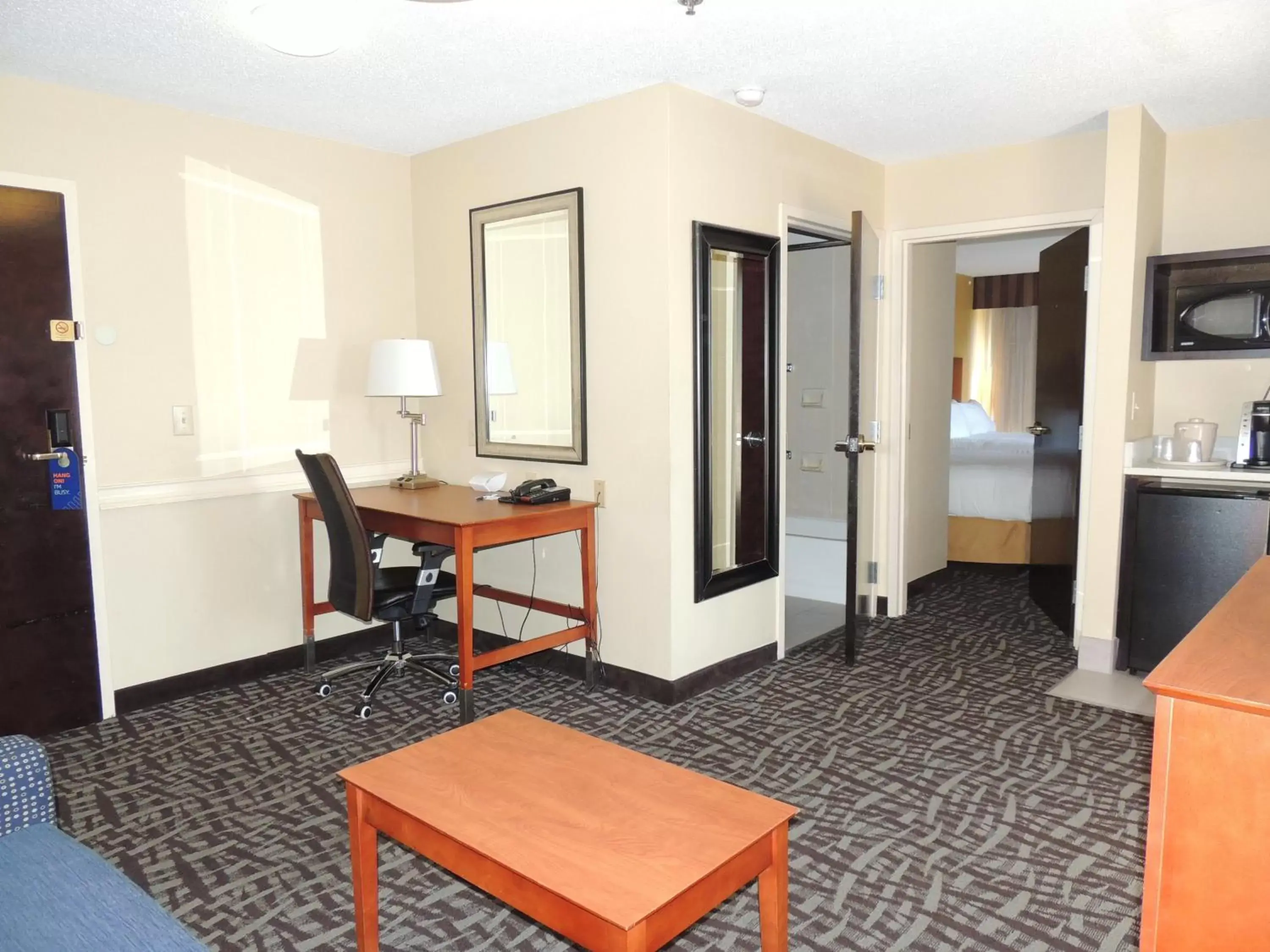 Bedroom, Seating Area in Holiday Inn Express Trussville, an IHG Hotel