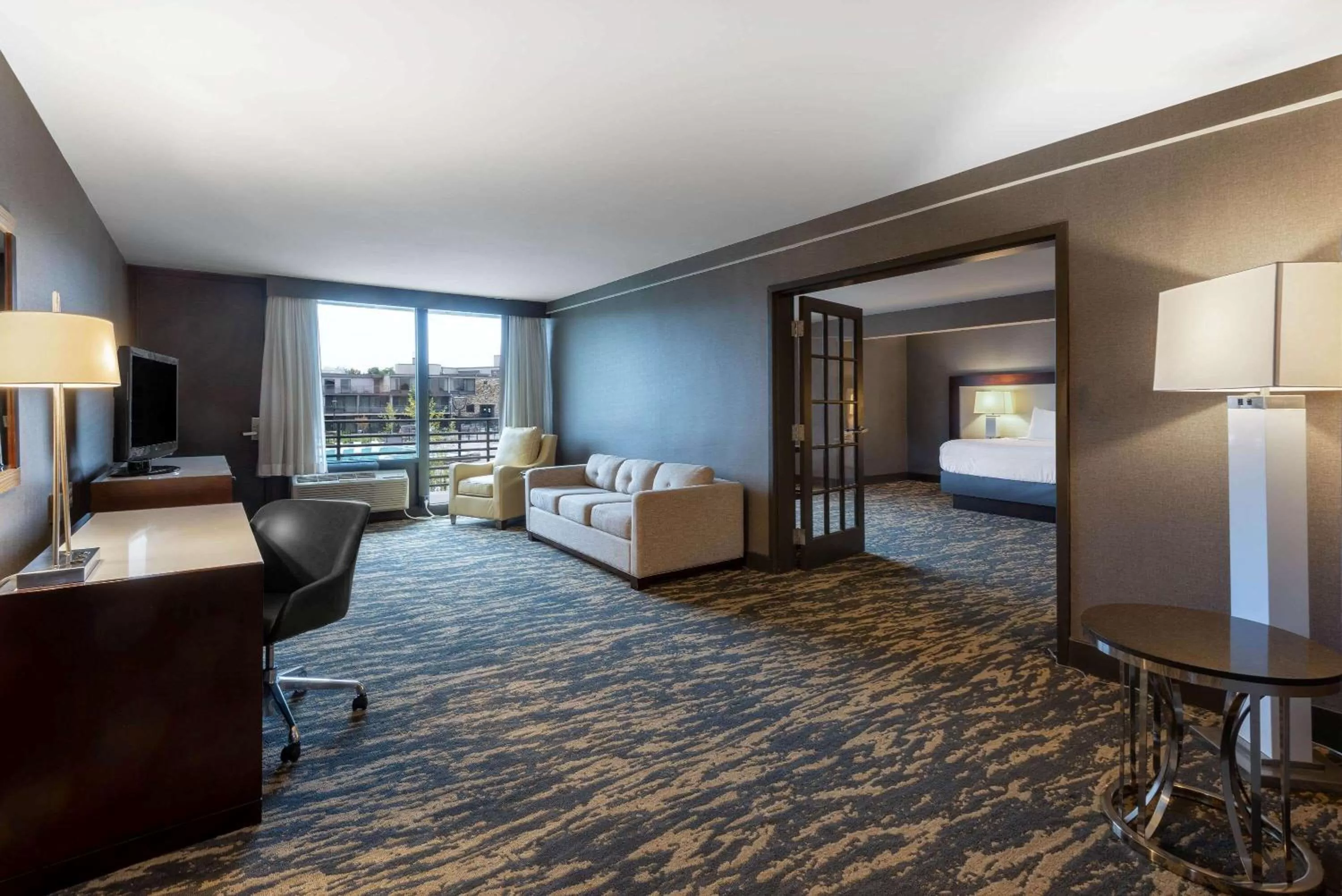 Photo of the whole room, Bed in Wyndham Lancaster Resort and Convention Center