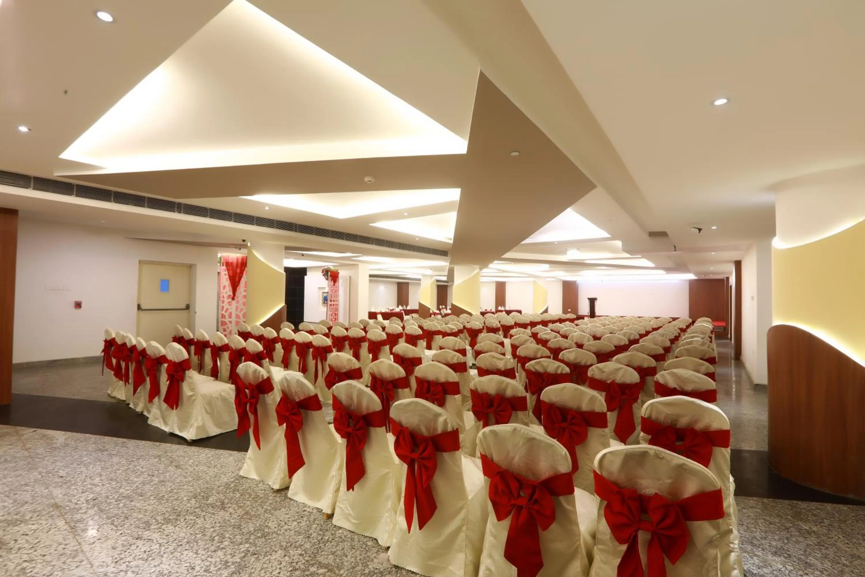 Banquet/Function facilities in Hotel Patliputra Continental