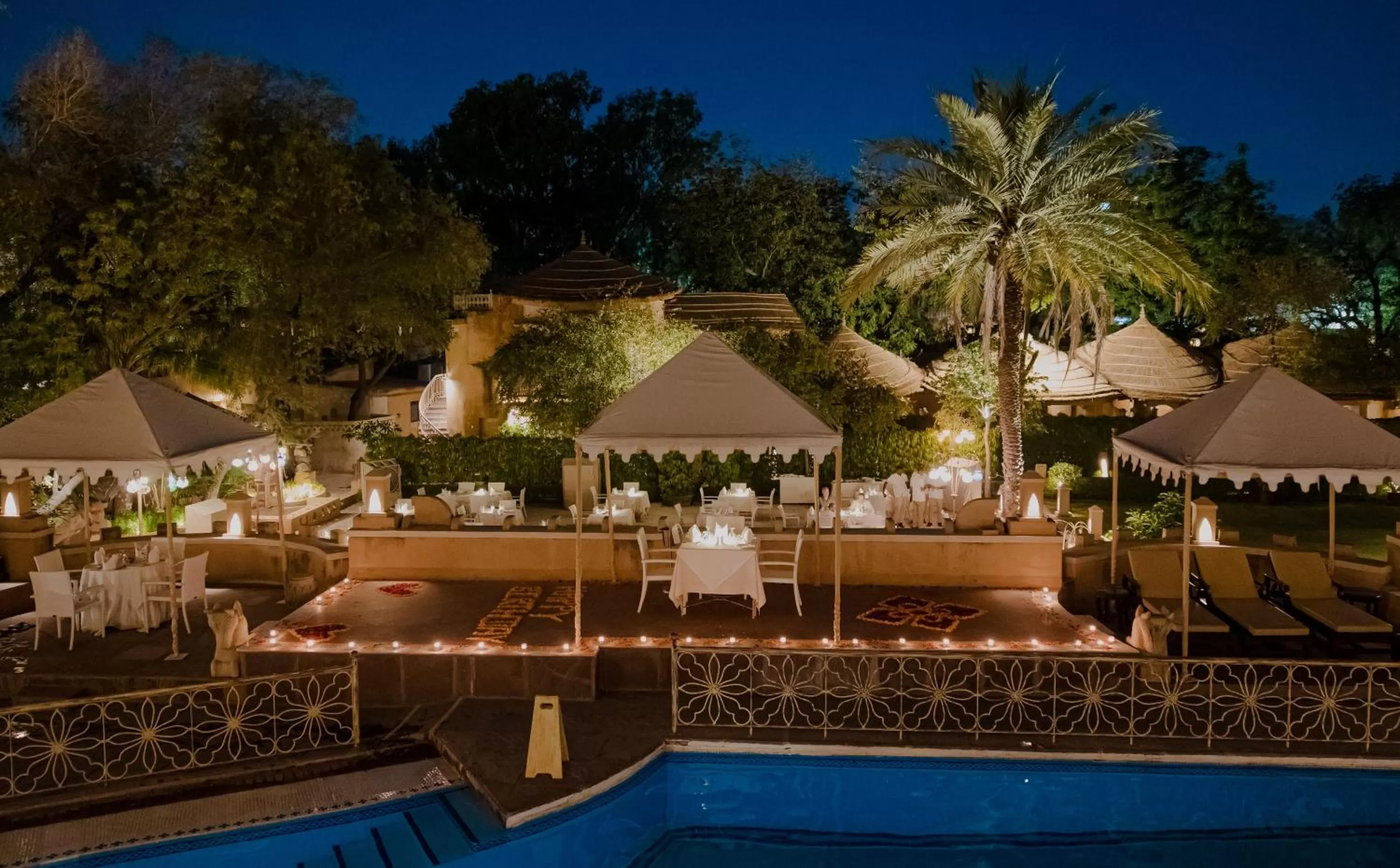 Restaurant/places to eat in Ajit Bhawan - A Palace Resort