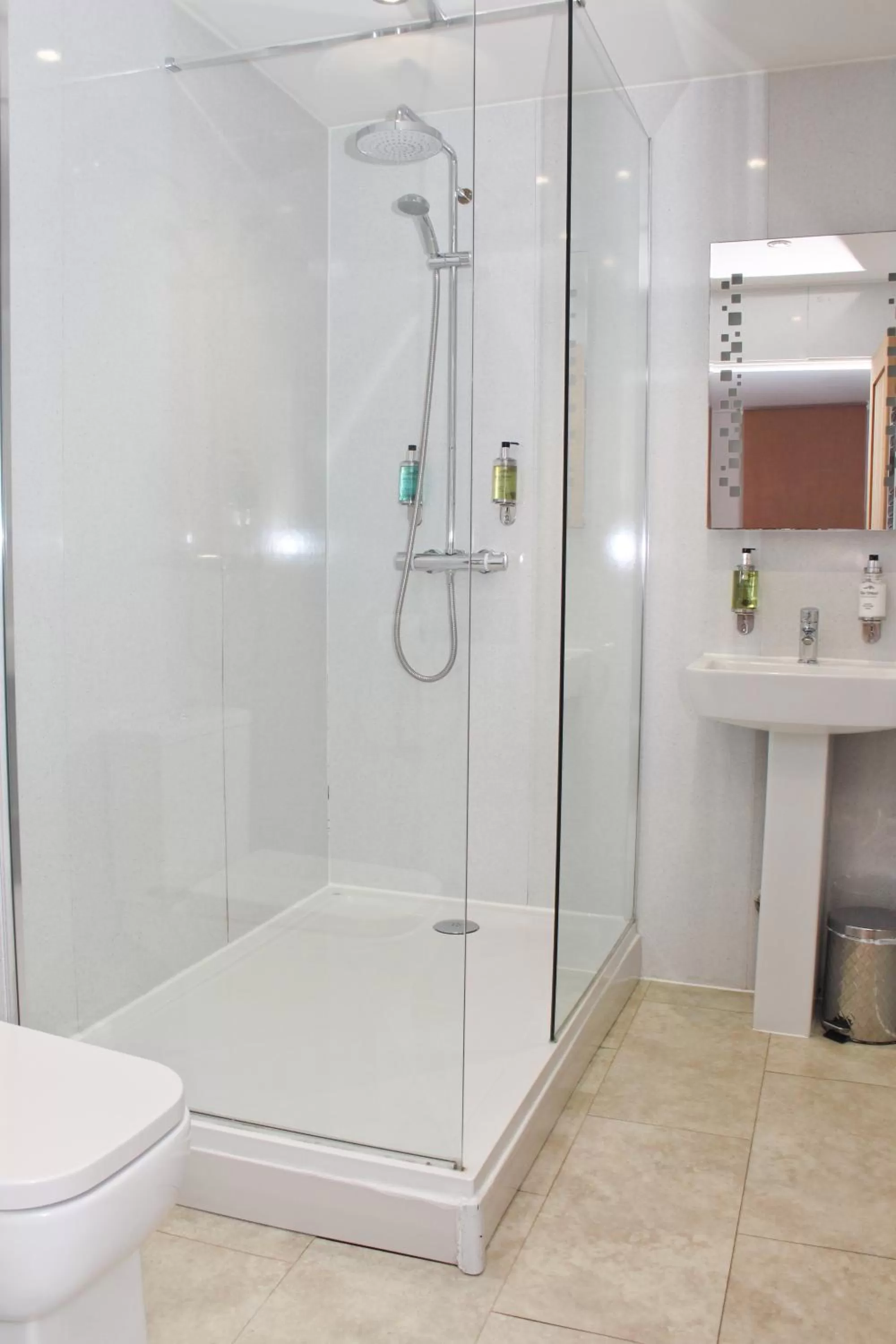 Bathroom in Goodramgate Apartments