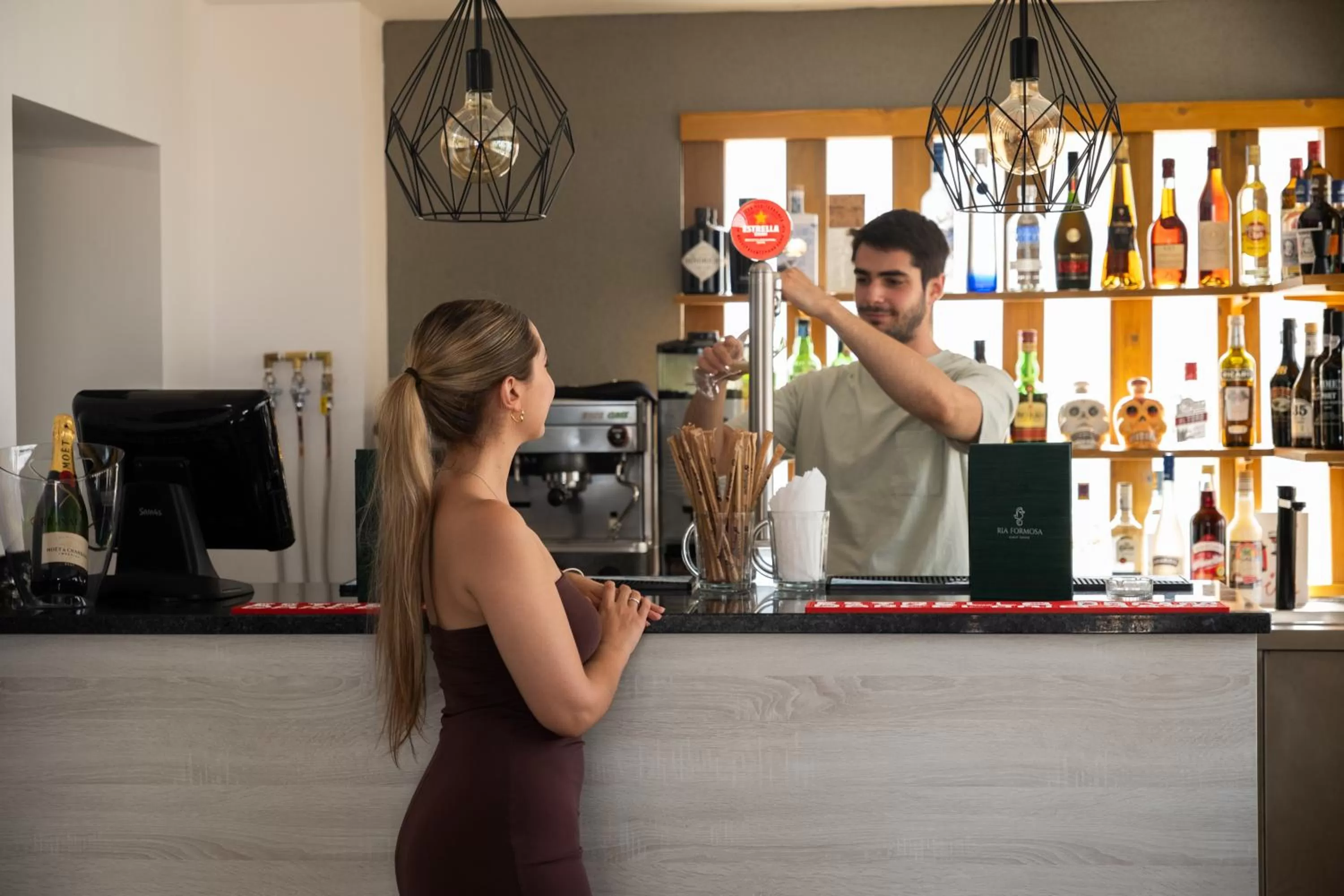 Lounge or bar in Ria Formosa Guest House