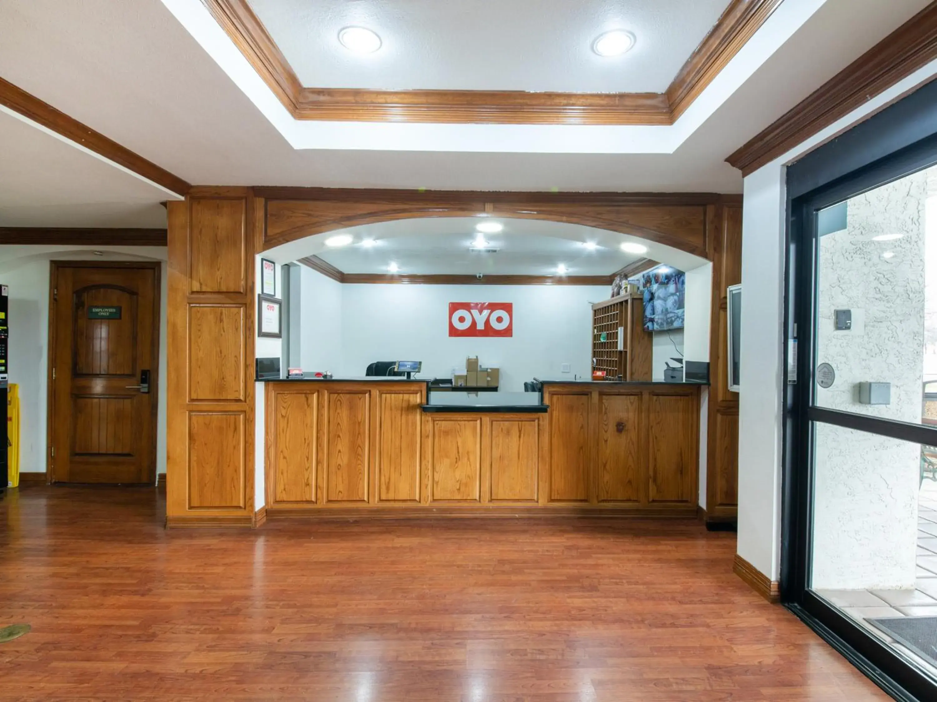 Lobby or reception, Lobby/Reception in OYO Hotel Irving DFW Airport North