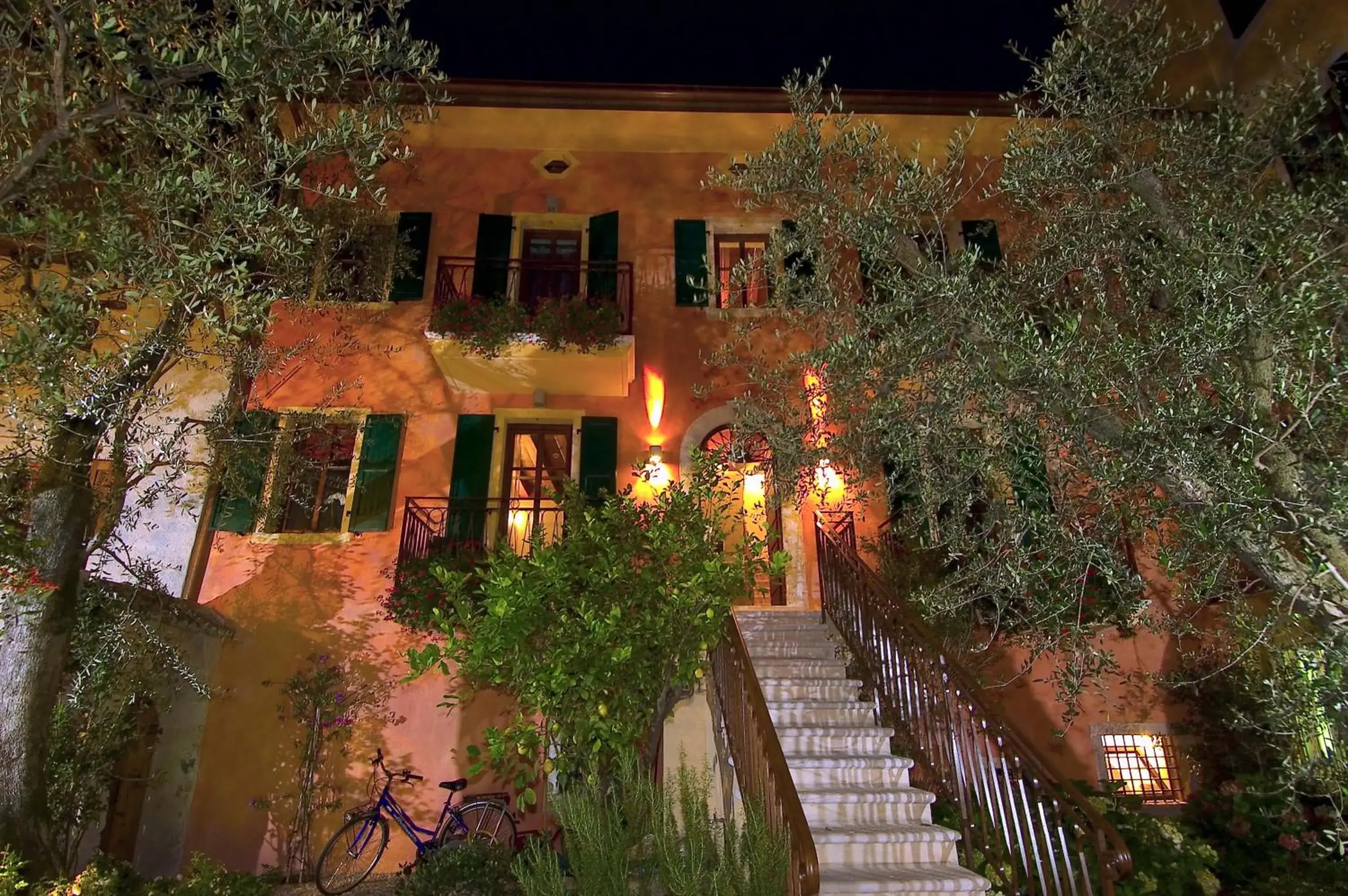 Facade/entrance, Property Building in Hotel Del Porto