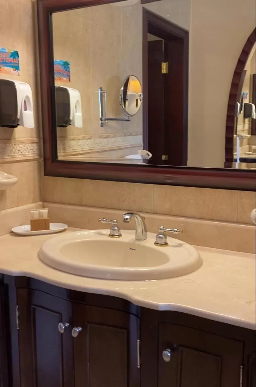 Bathroom in La Ensenada Beach Resort