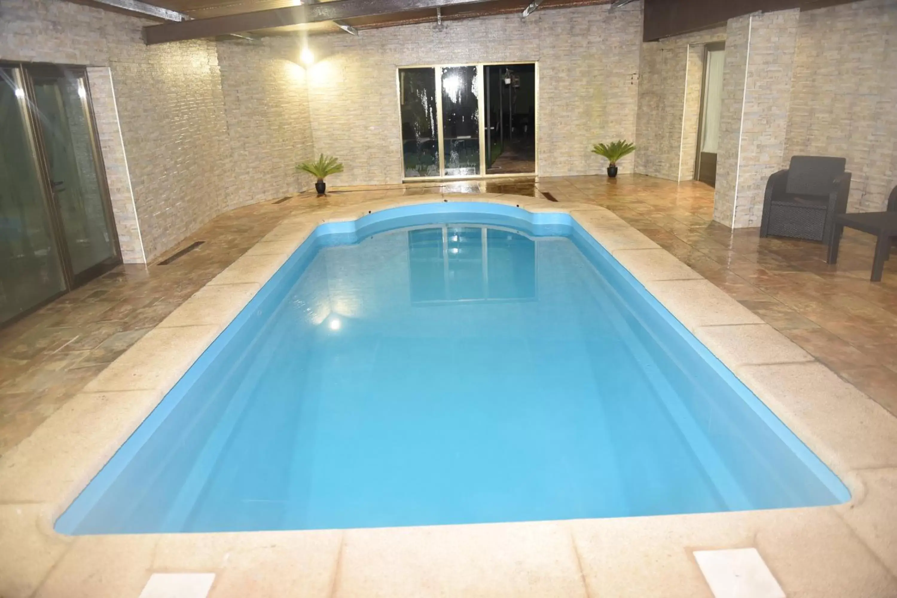 Swimming Pool in Hotel Rural el Castillo