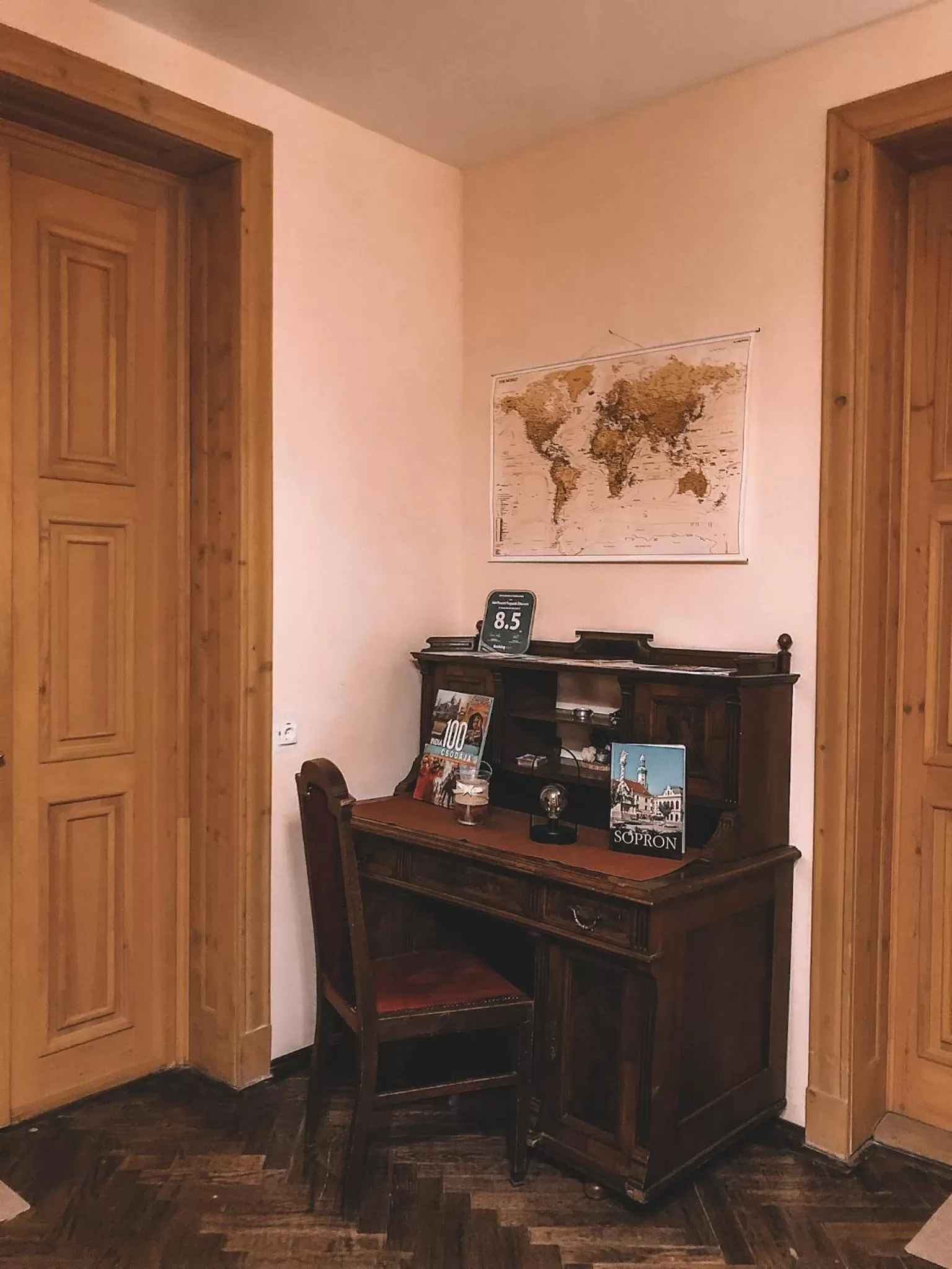 Lobby or reception in Hét Pecsét Fogadó Étterem