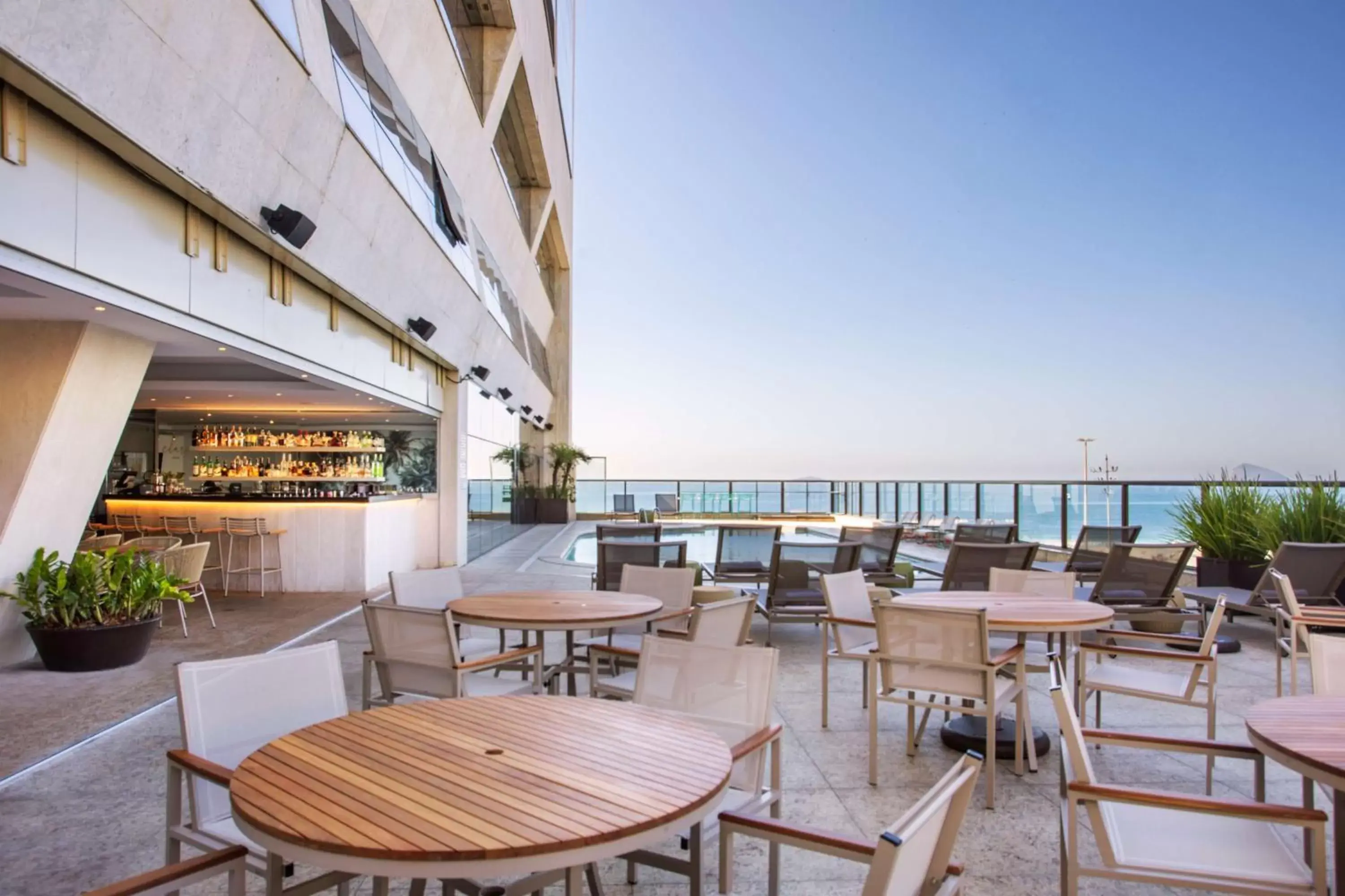 Lounge or bar, Restaurant/Places to Eat in Hilton Copacabana Rio de Janeiro