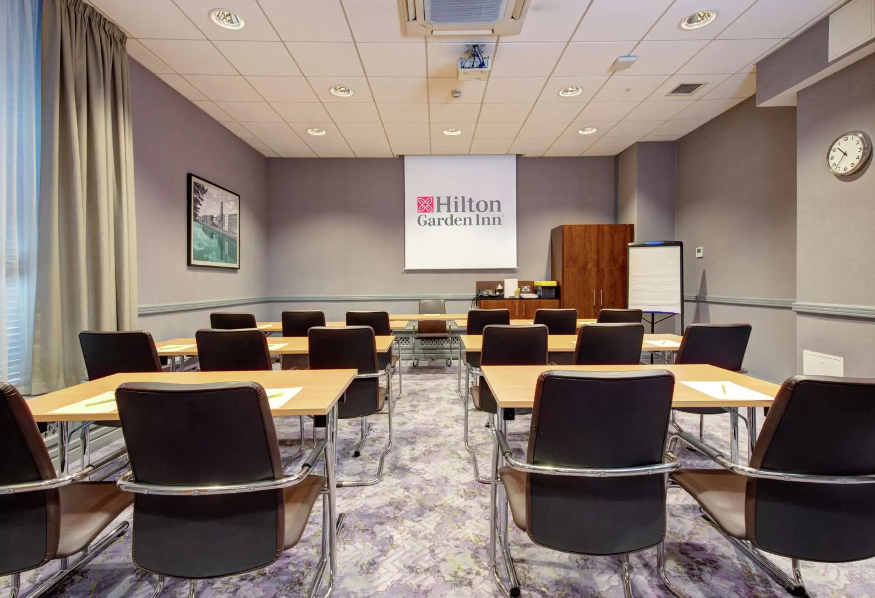 Meeting/conference room in Hilton Garden Inn Dublin City Centre