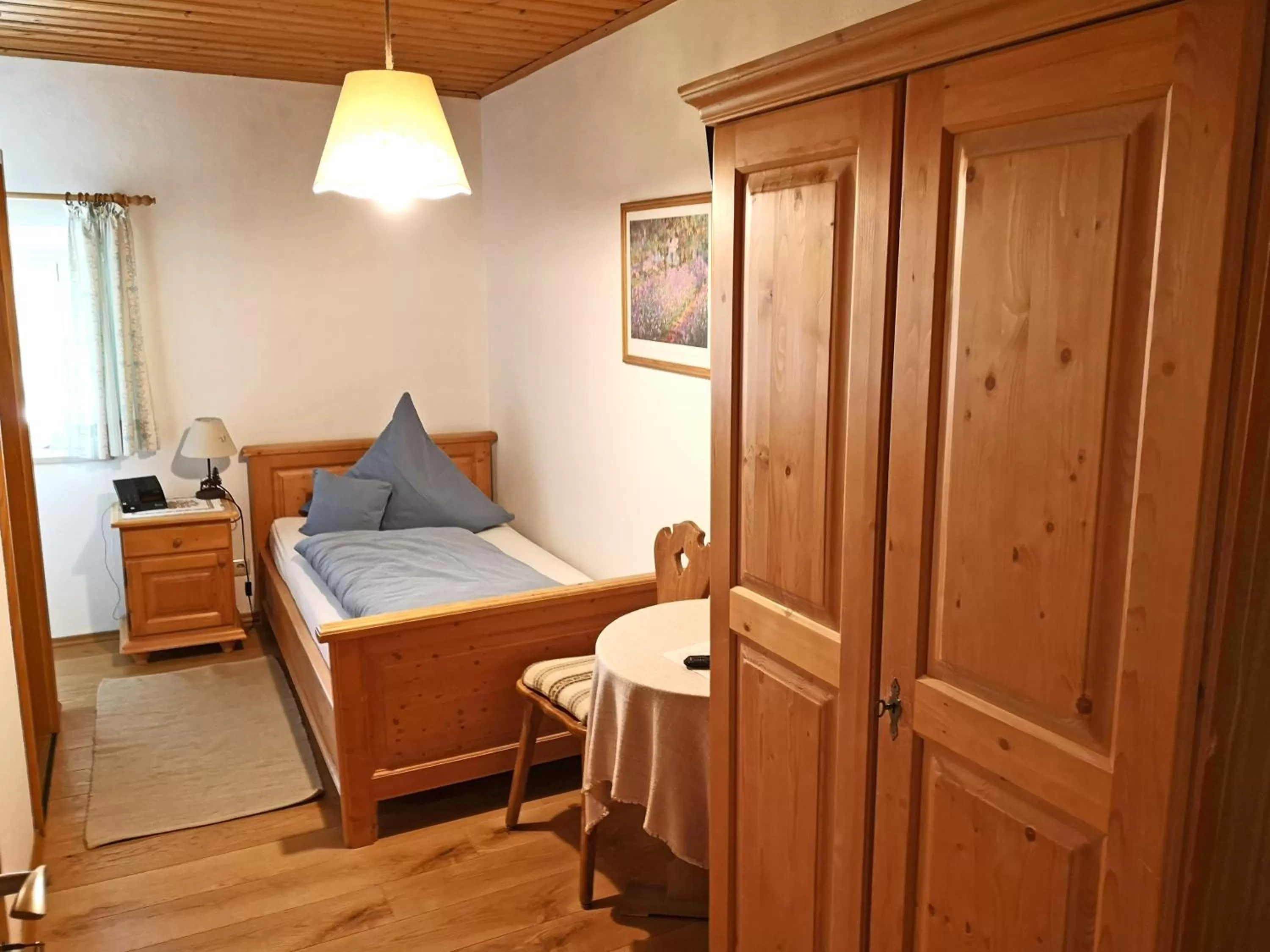 Living room, Bed in Gasthof Brucker