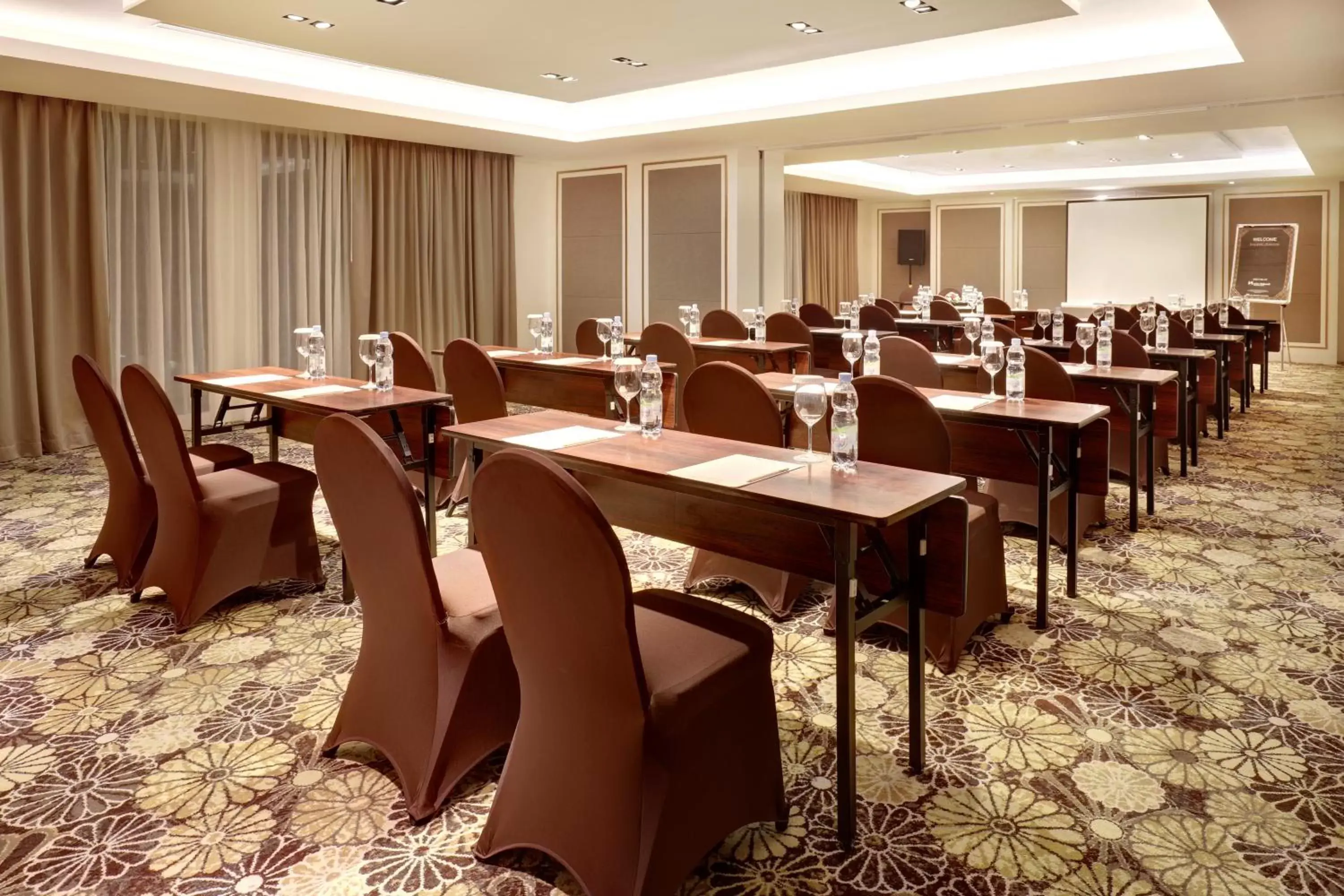Meeting/conference room in Swiss-Belboutique Yogyakarta