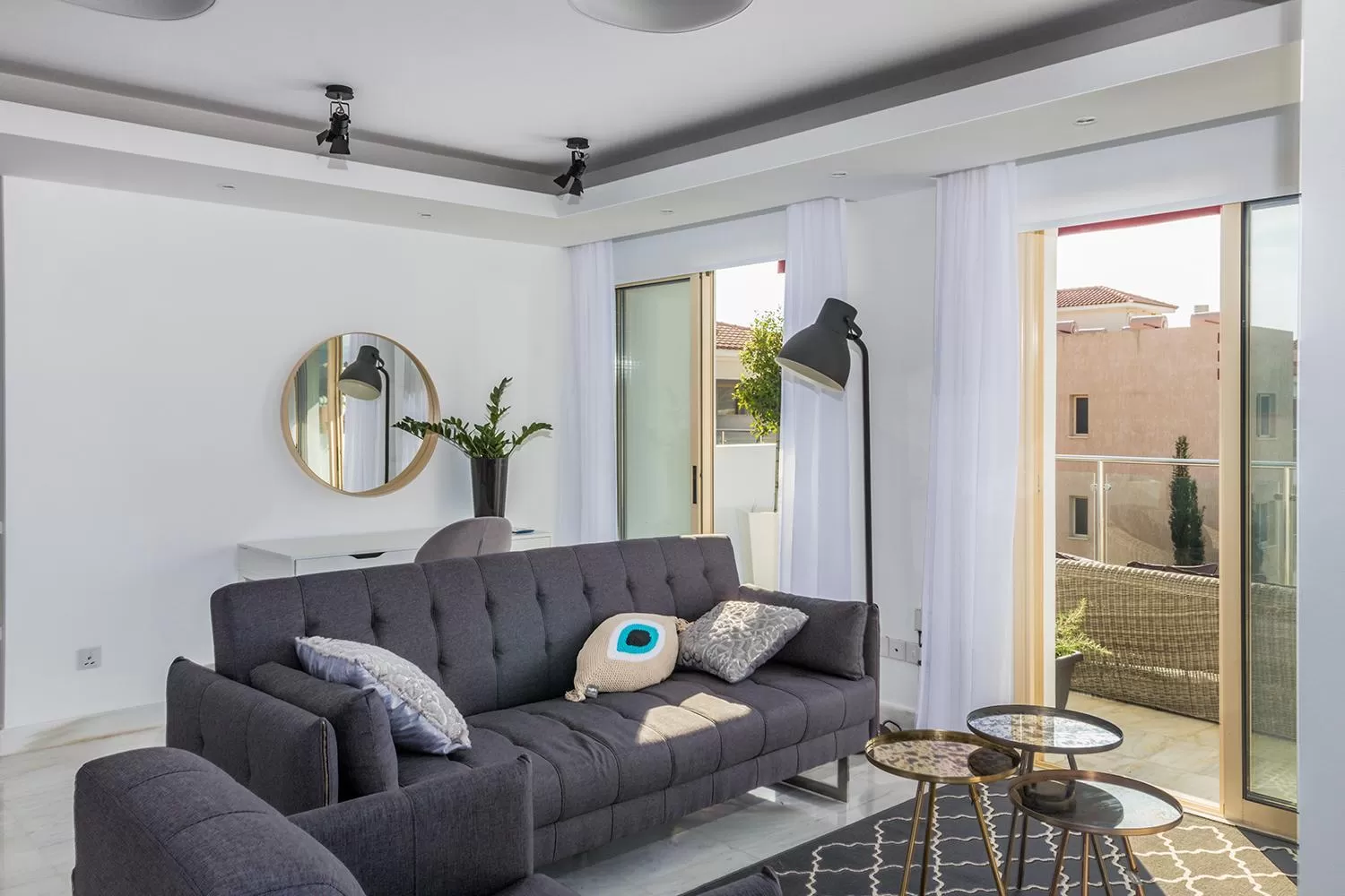 Living room in Elysia Park