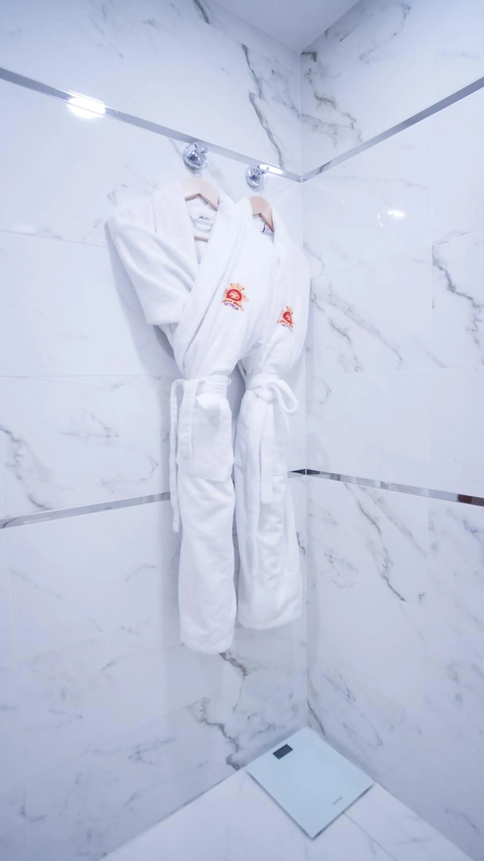 Toilet in Dosso Dossi Hotels Old City