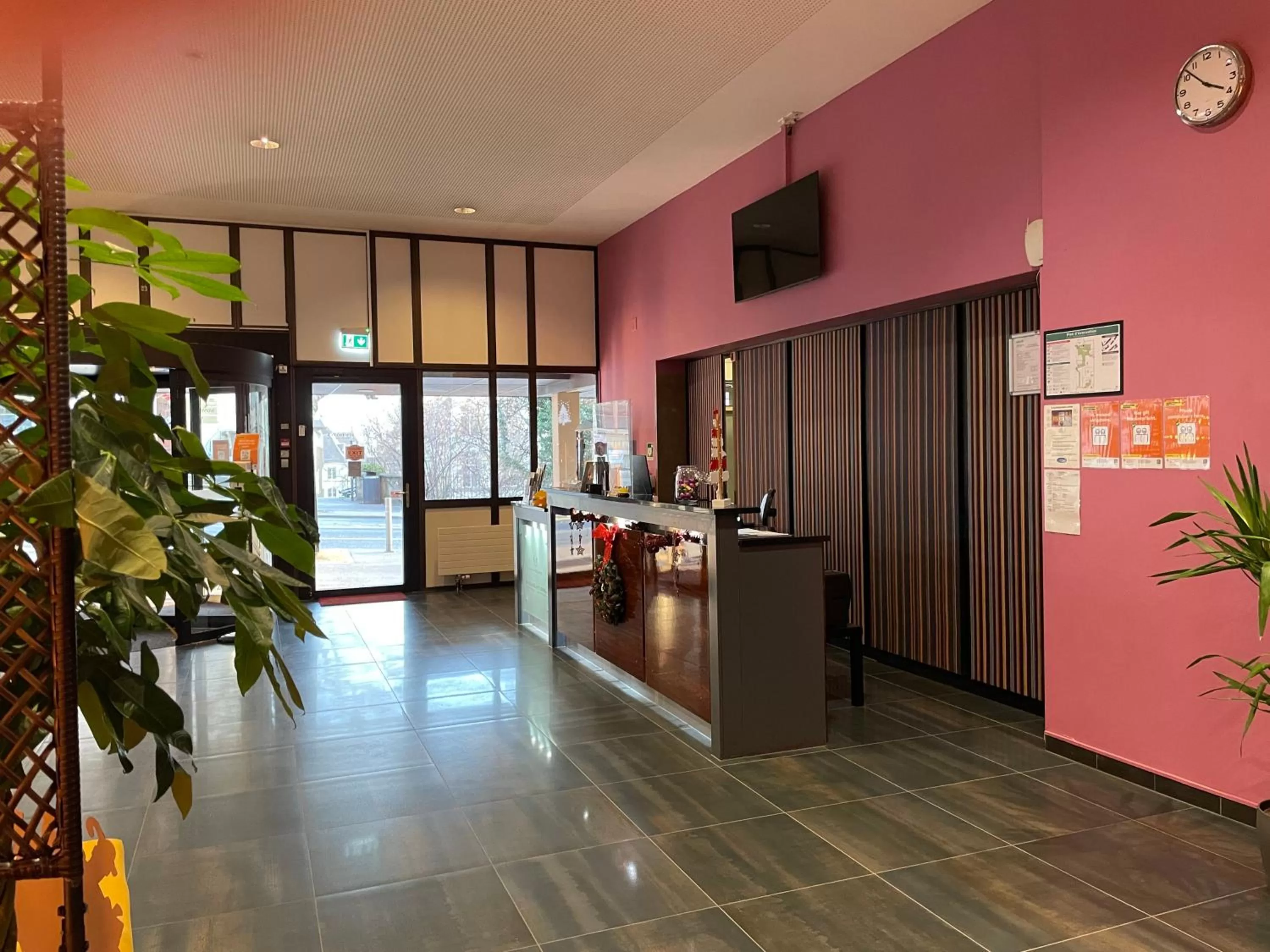 Lobby or reception in Neuchâtel City Hôtel