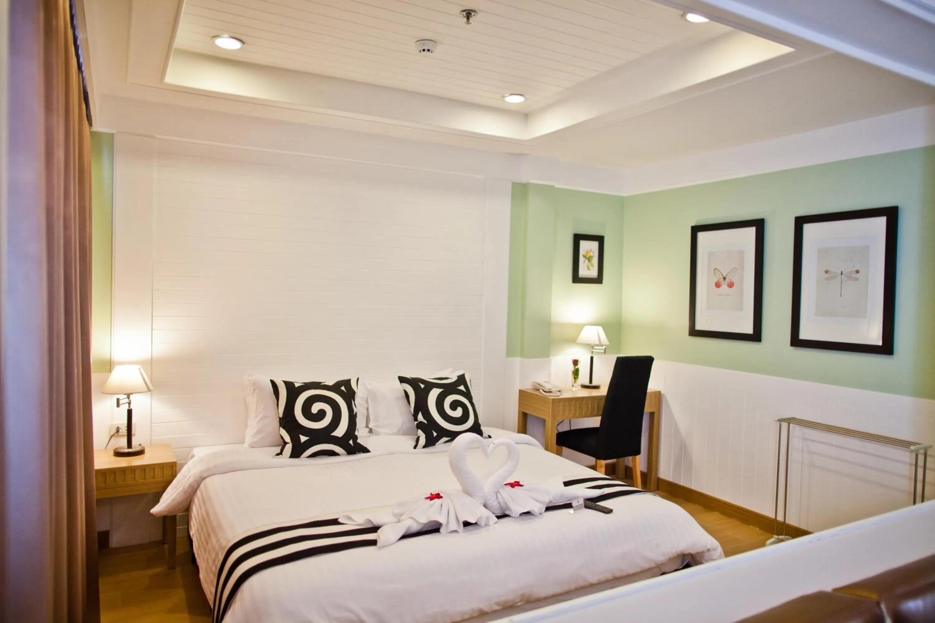 Photo of the whole room in Paradise Hotel Udonthani