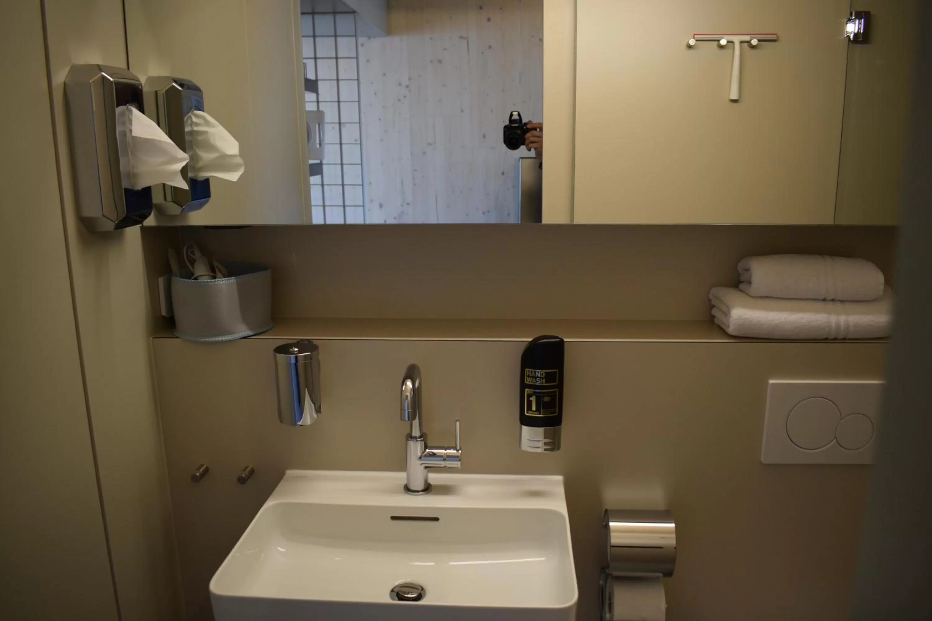 Bathroom in New Age Boardinghaus N70