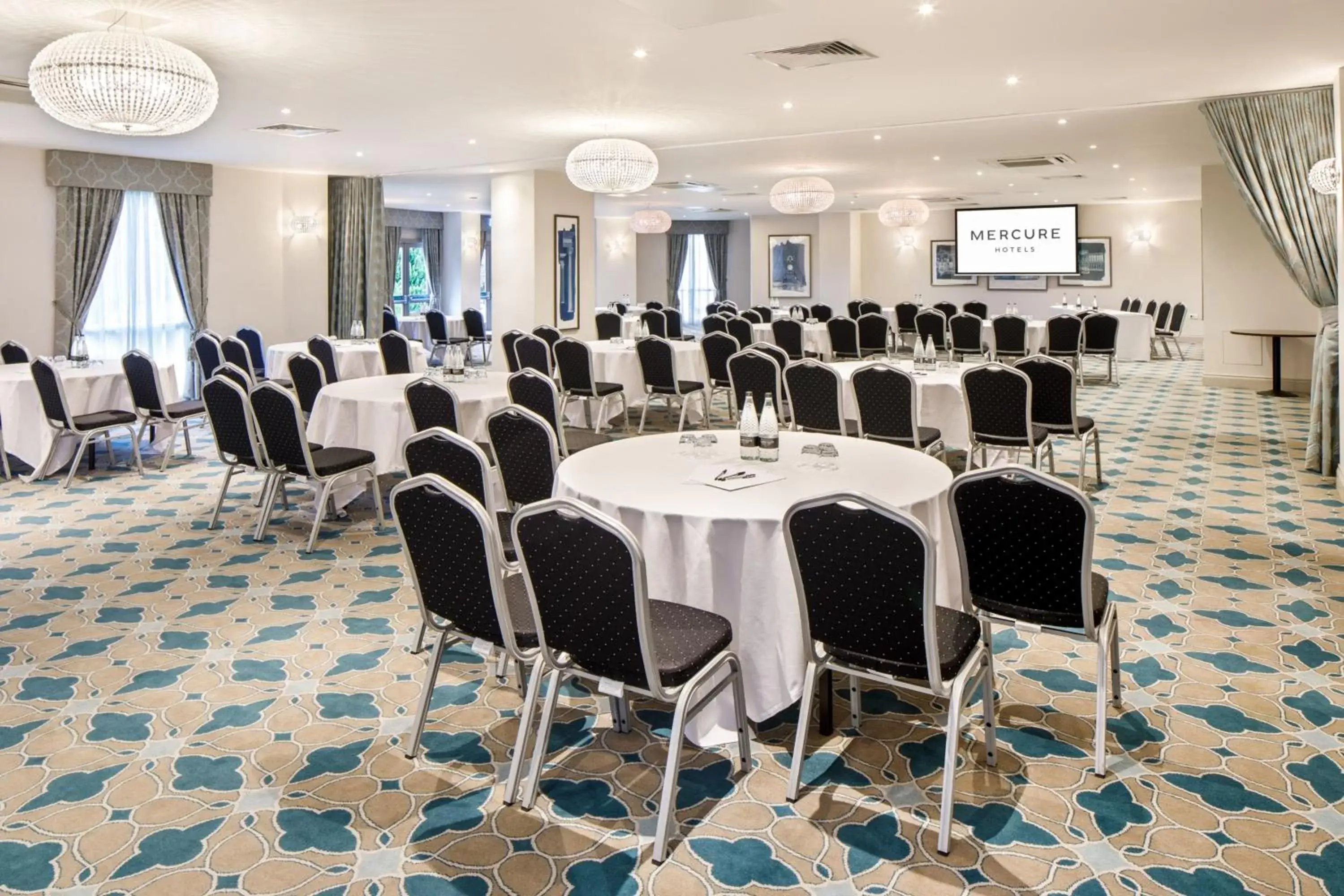 Meeting/conference room in Mercure Chester Abbots Well Hotel