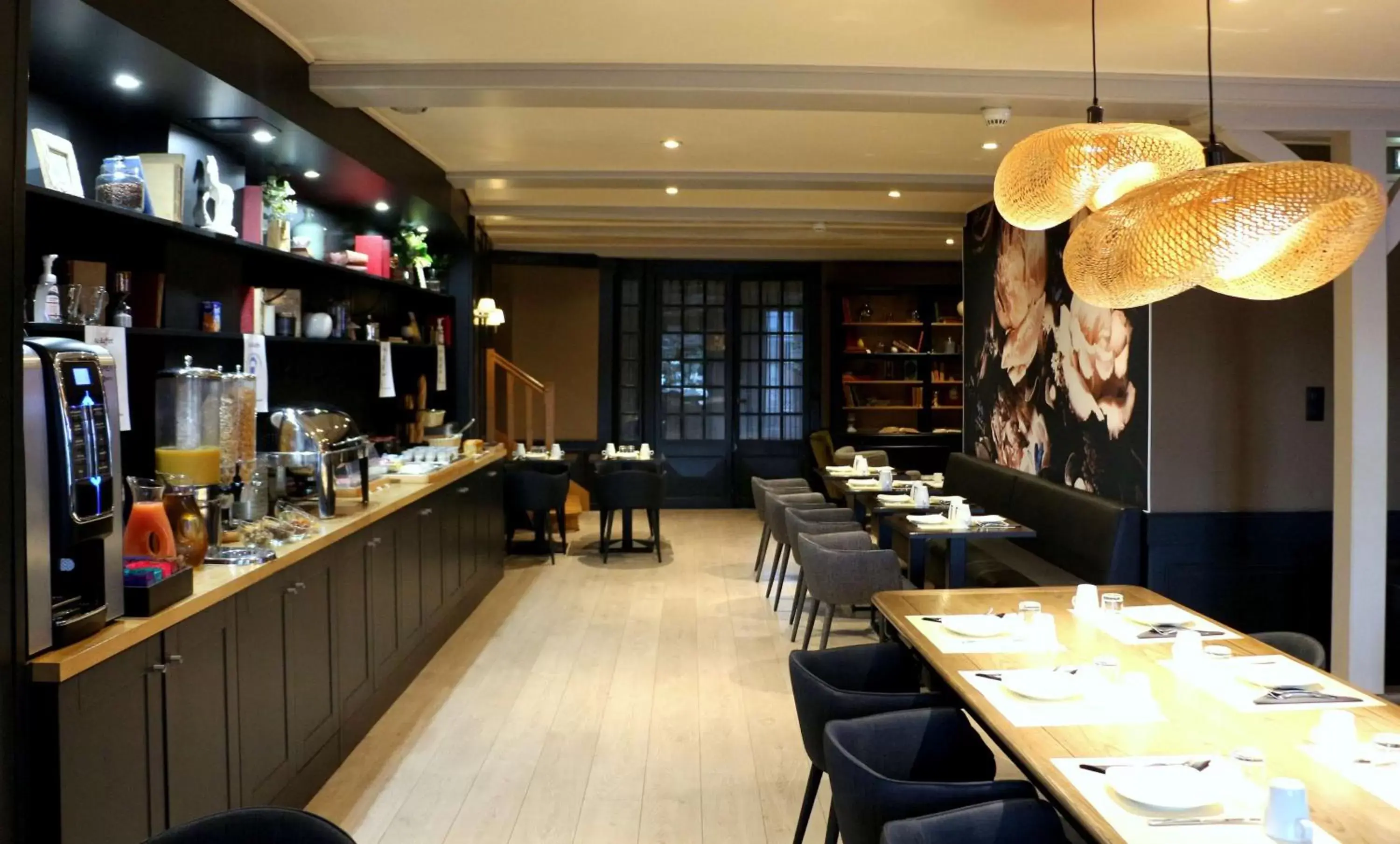 Breakfast, Restaurant/Places to Eat in Best Western Le Cheval Blanc -Centre- Vieux Port
