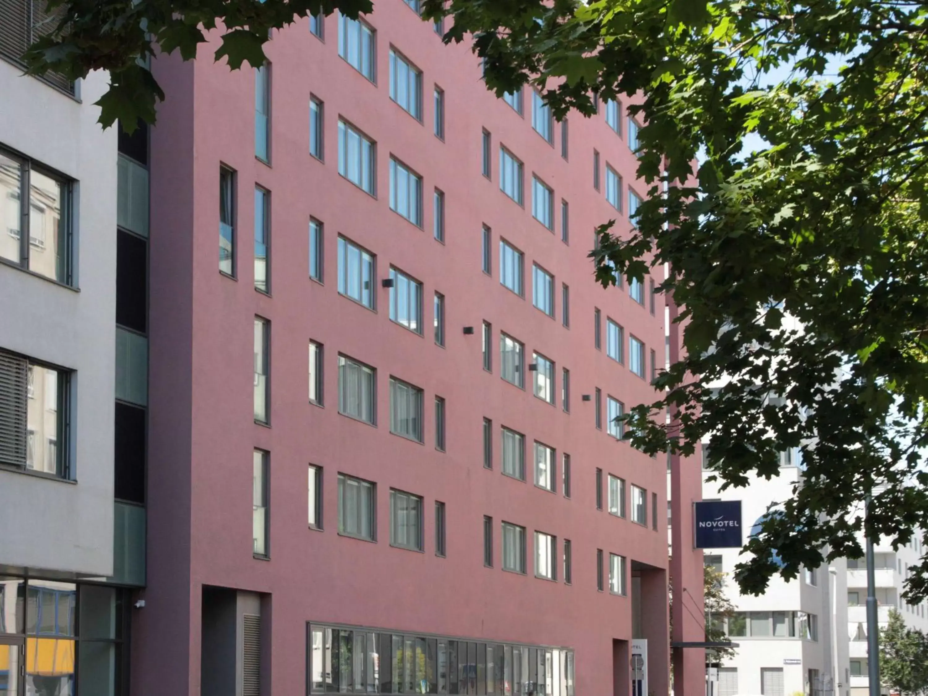 Property Building in Novotel Suites Wien City Donau