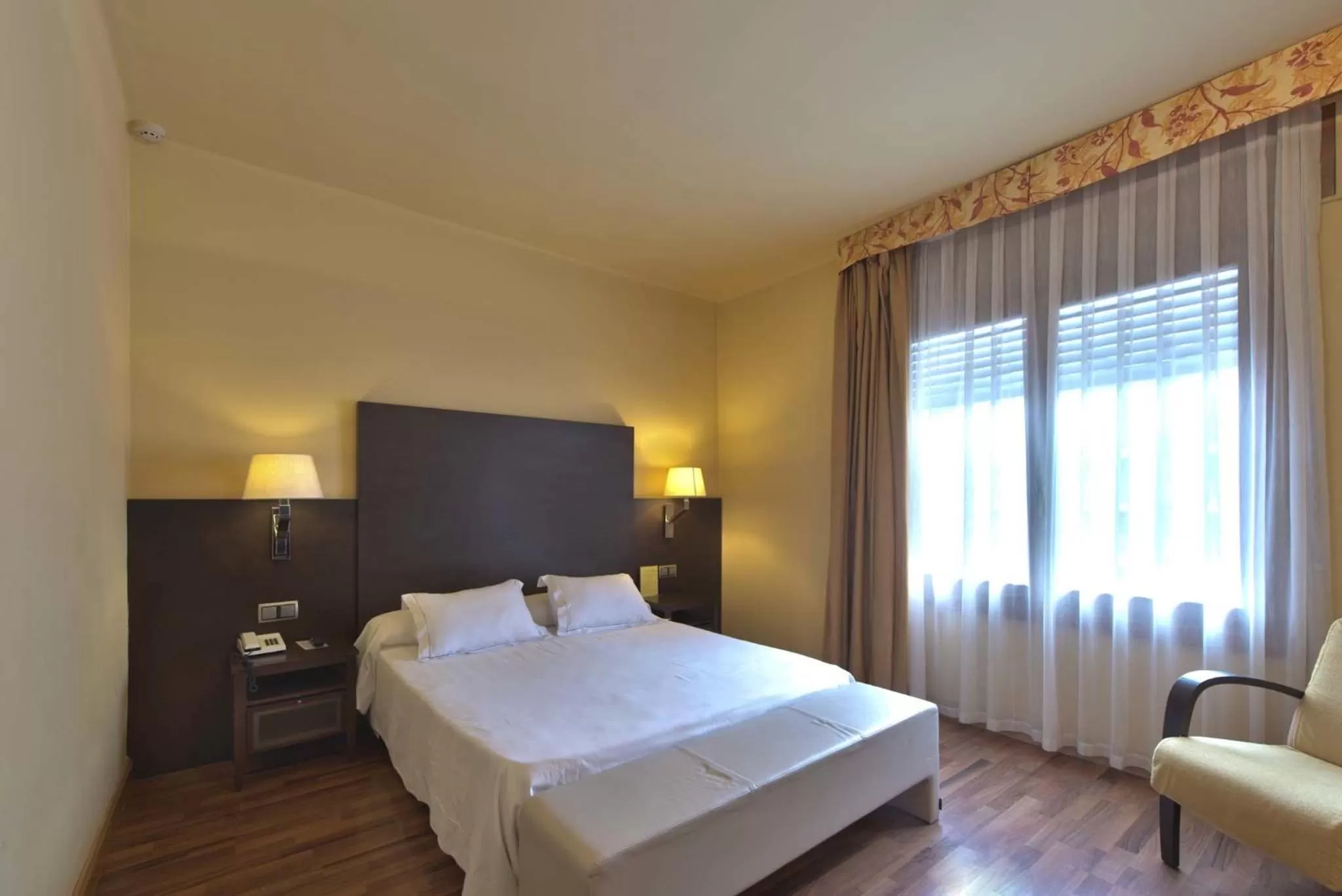 Photo of the whole room, Bed in Hotel Restaurant Pessets & SPA