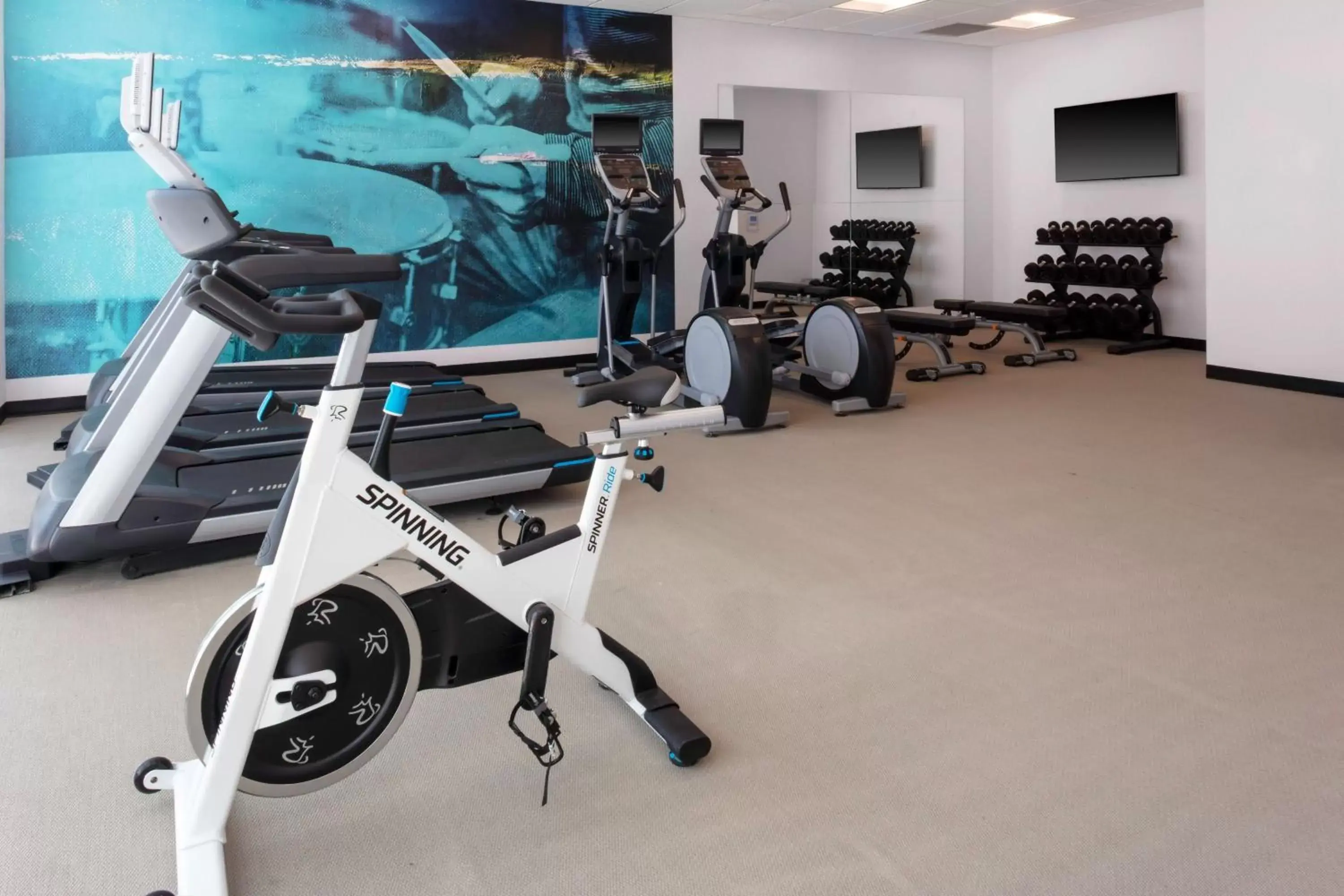 Fitness centre/facilities, Fitness Center/Facilities in SpringHill Suites Kansas City Airport