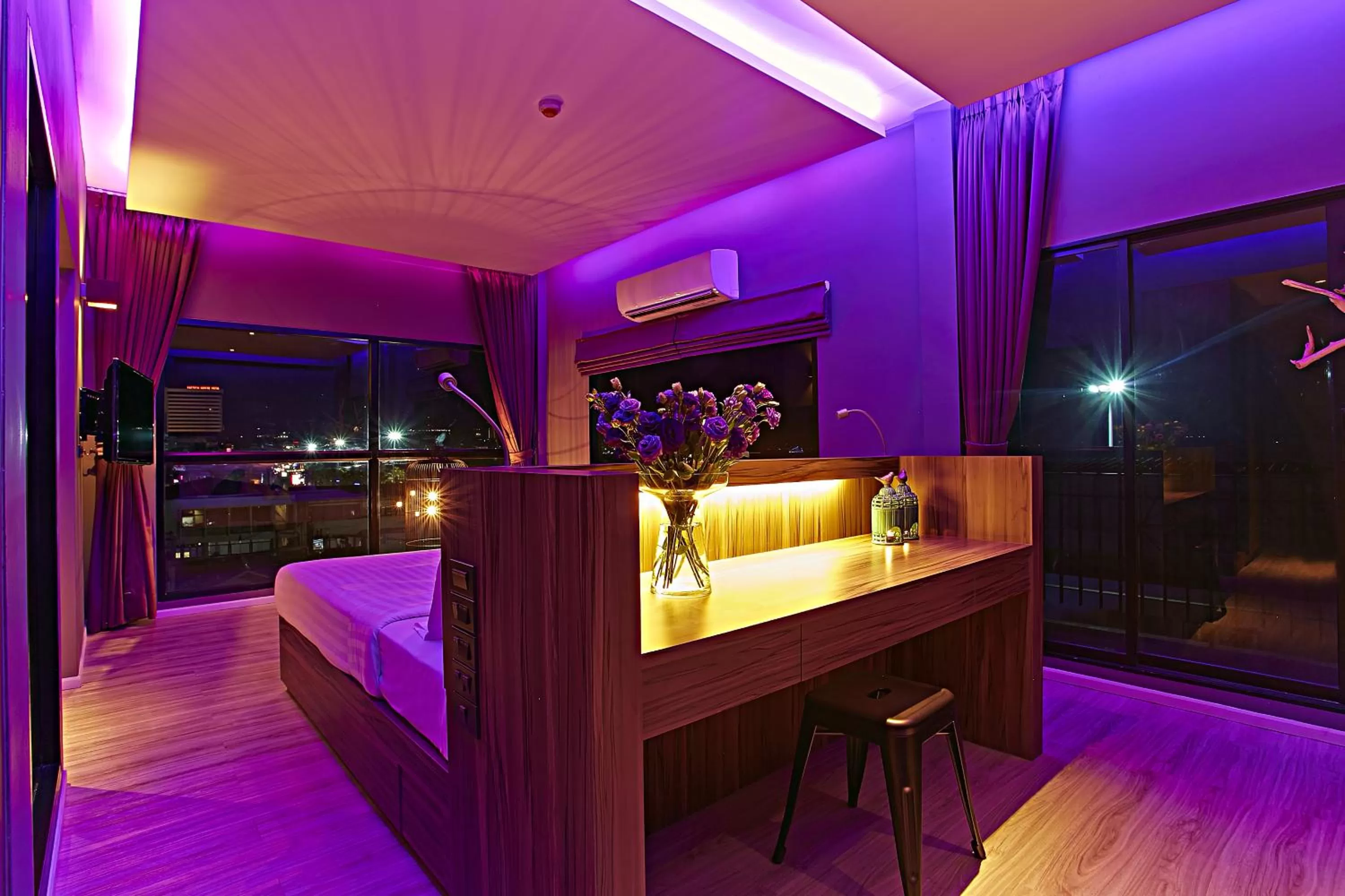 TV and multimedia, Bed in The Weekend Pattaya (Tweet Tweet Nest Pattaya)