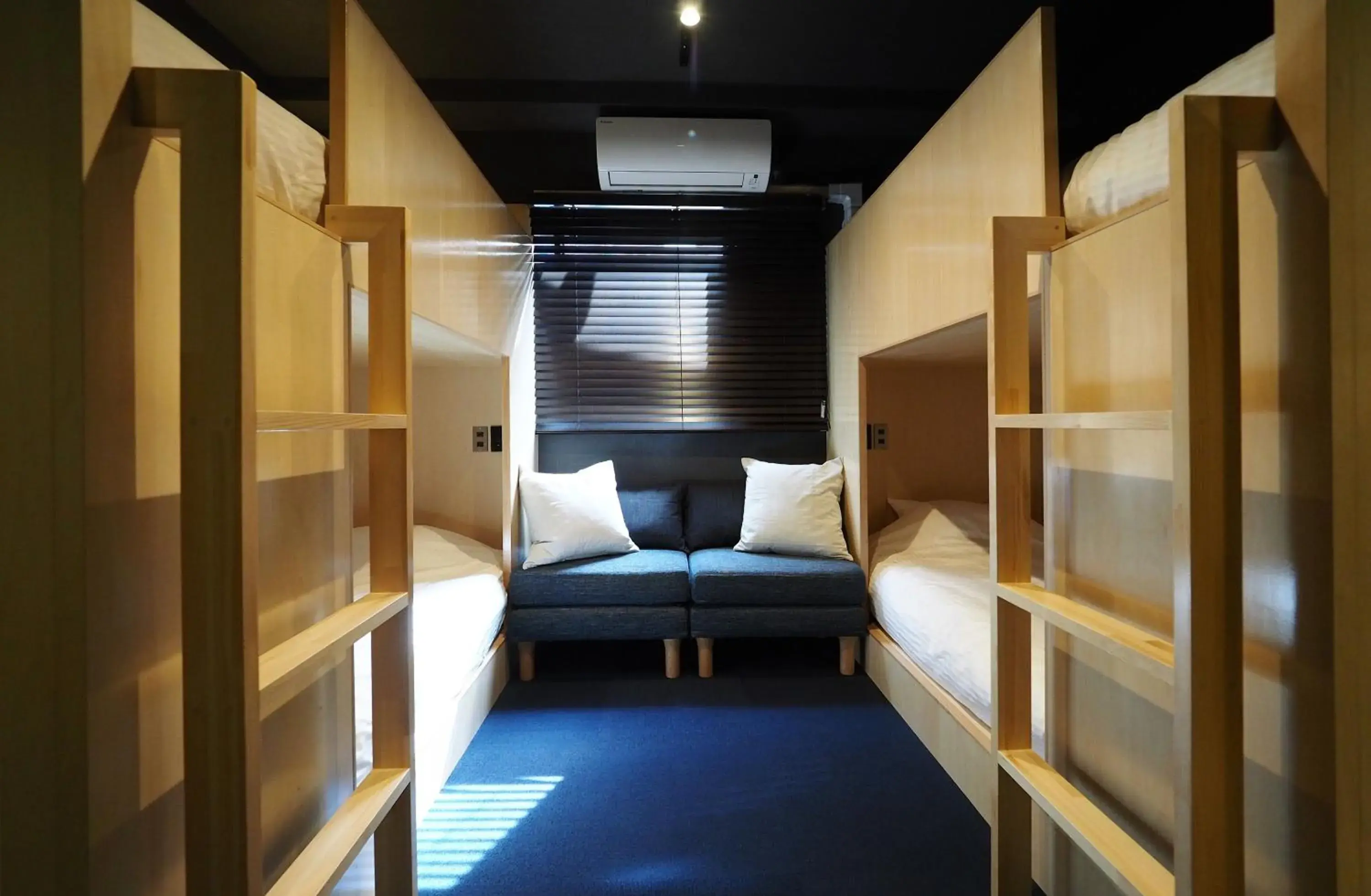 Family Room with Bunk Beds with Private Shower in Yumoto Station Hotel MIRAHAKONE Family Room with Bunk Beds with Private Shower in Yumoto Station Hotel MIRAHAKONE