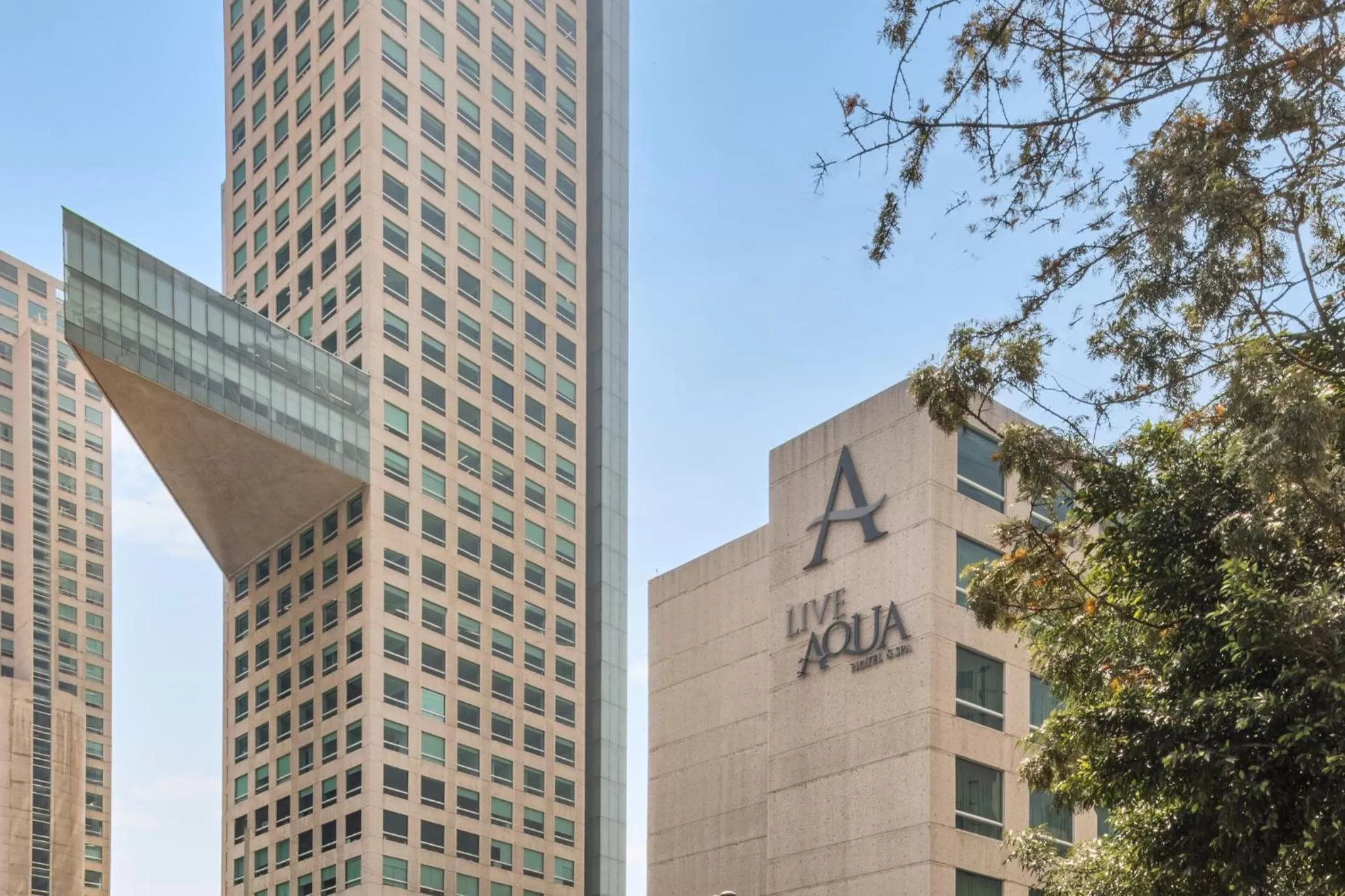 Property building in Live Aqua Ciudad de Mexico Bosques de las Lomas