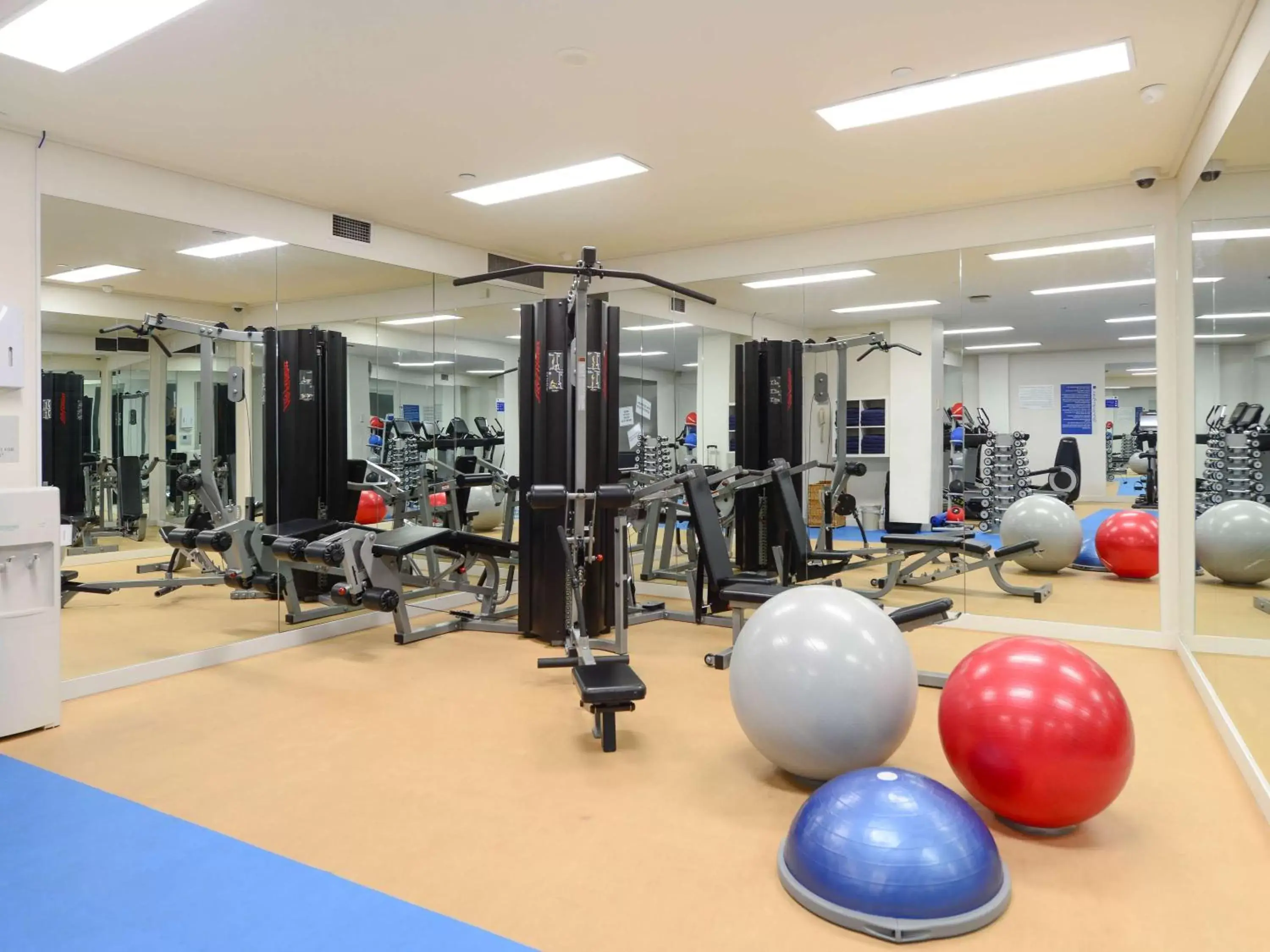 Sports, Fitness Center/Facilities in Novotel Melbourne Glen Waverley