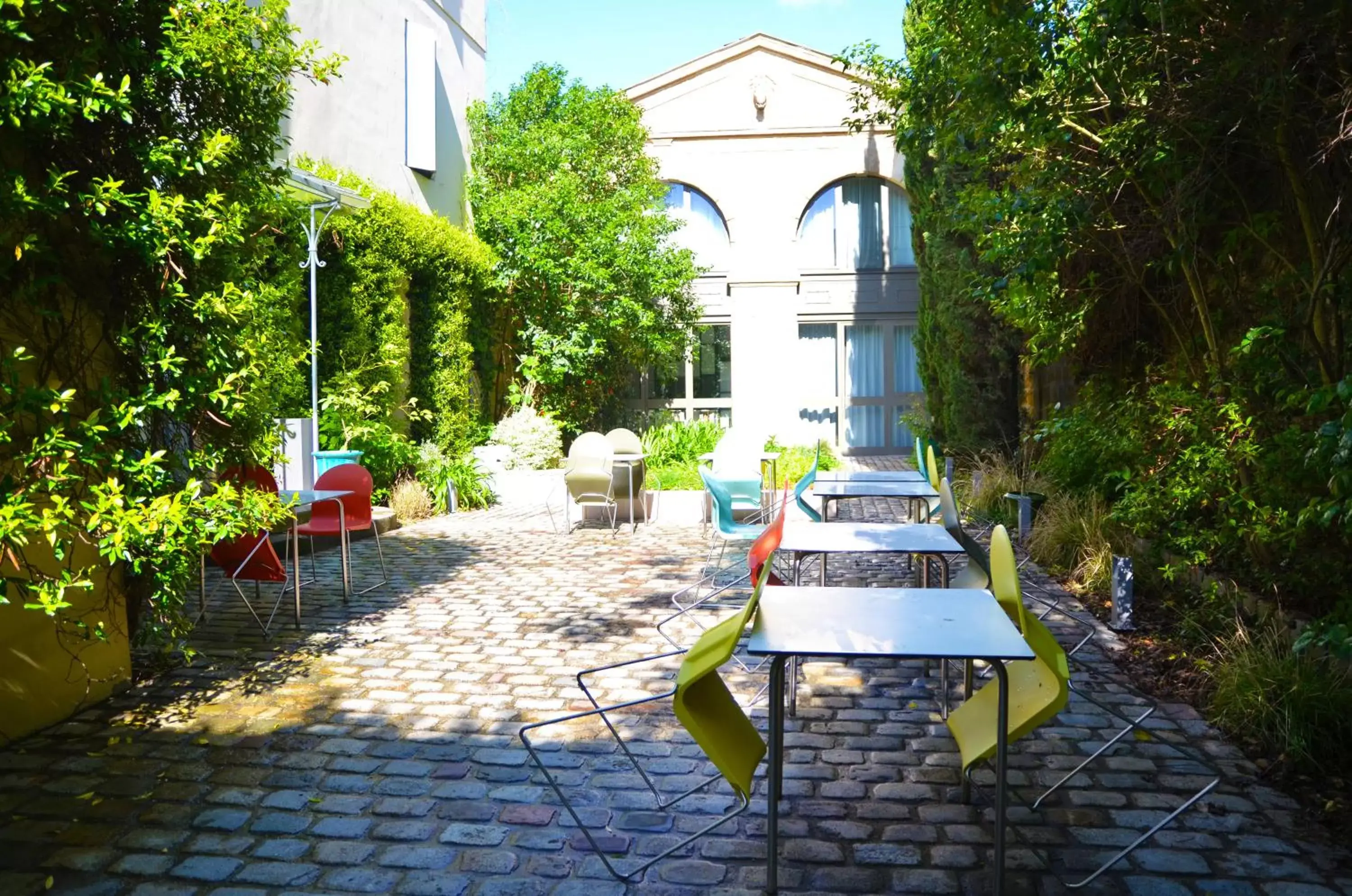 Patio in Hôtel La Maison Bord'eaux