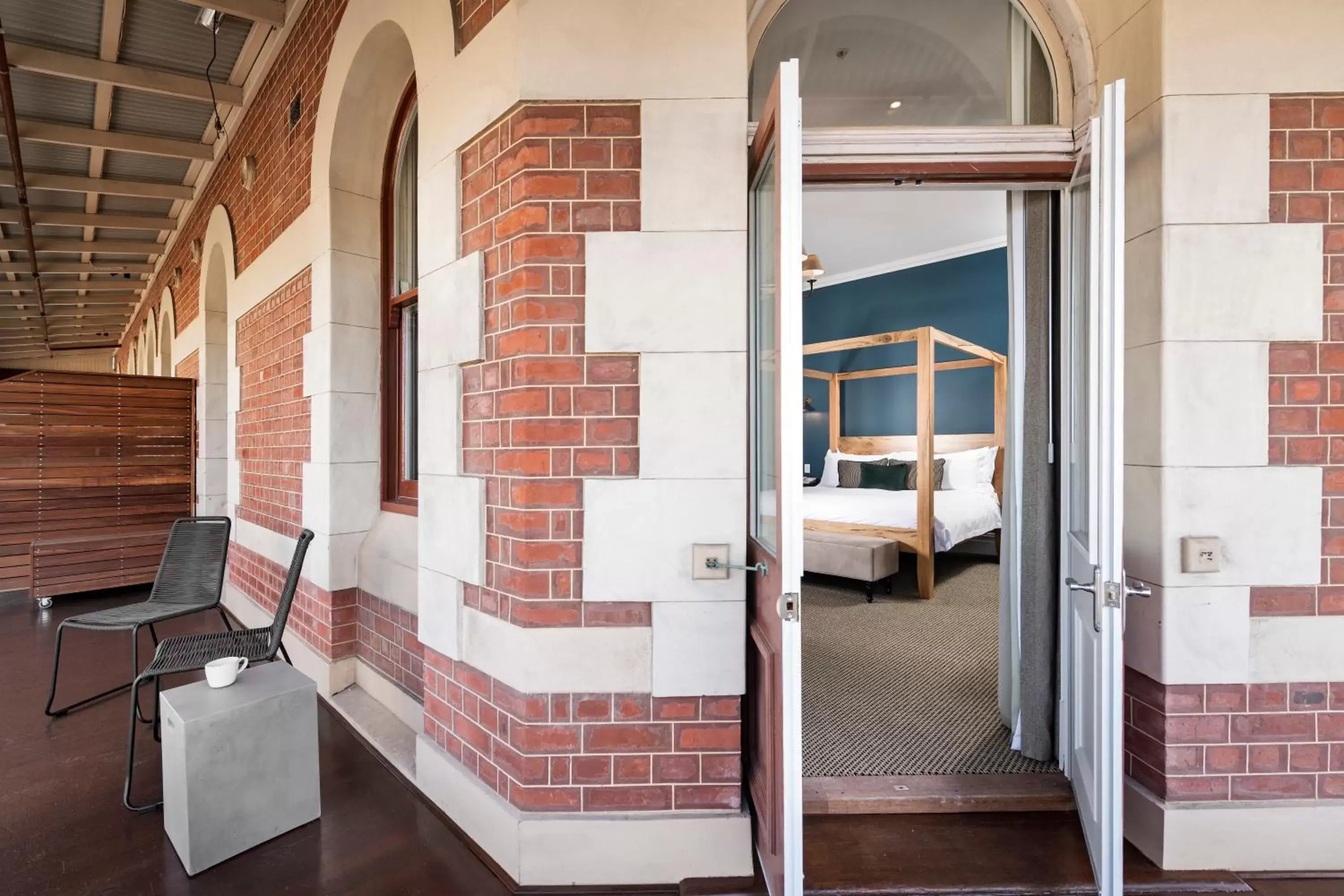 Balcony/Terrace, Bed in The National Hotel Balcony/Terrace, Bed in The National Hotel